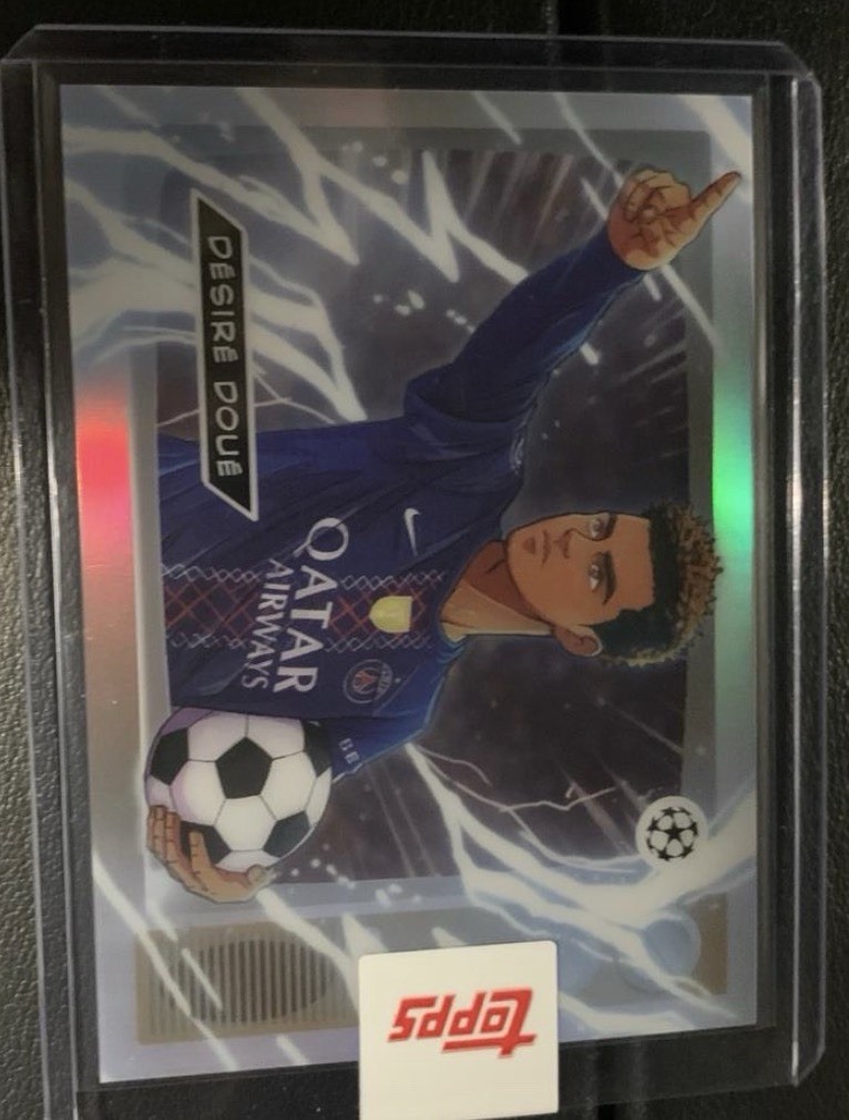 2025/26 Topps Chrome UEFA Club Competitions Anime – Désiré Doué (CA-5) 2025/26 Topps Chrome UEFA Club Competitions Anime – Désiré Doué (CA-5)