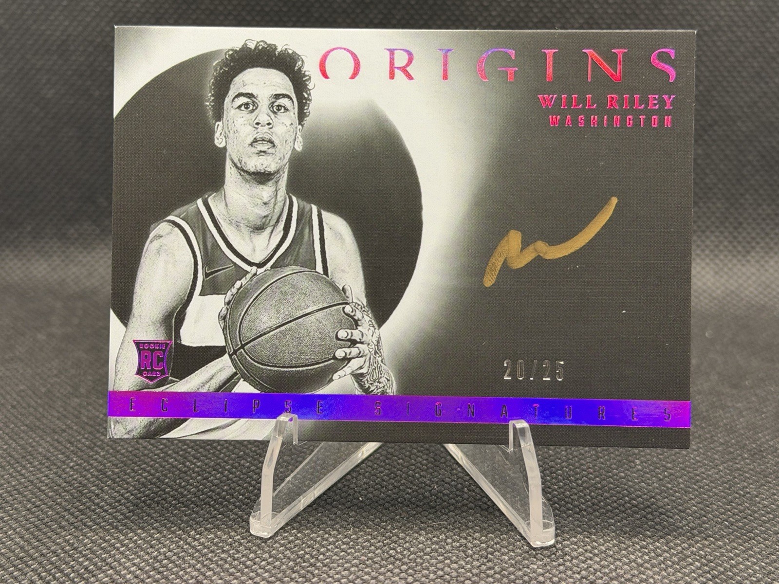 025-26 Panini Origins Will Riley Eclipse Signatures Holo Pink Rookie Auto 20/25 025-26 Panini Origins Will Riley Eclipse Signatures Holo Pink Rookie Auto 20/25