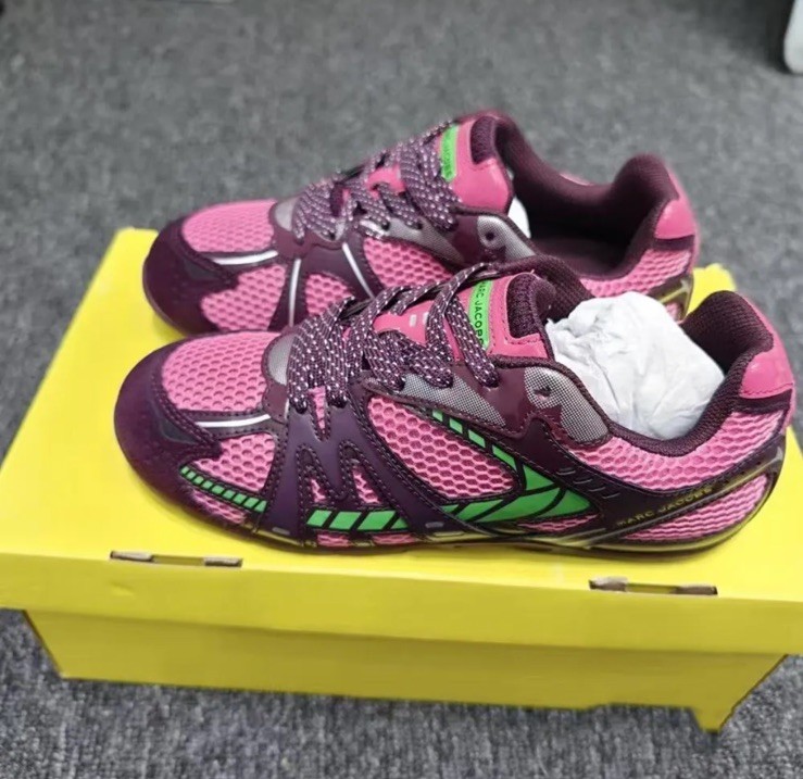 TRENDING DESIGNER SHOES Pink/Green “Raspberry Pink Multi” Marc Jacobs Women’s TRENDING DESIGNER SHOES Pink/Green “Raspberry Pink Multi” Marc Jacobs Women’s