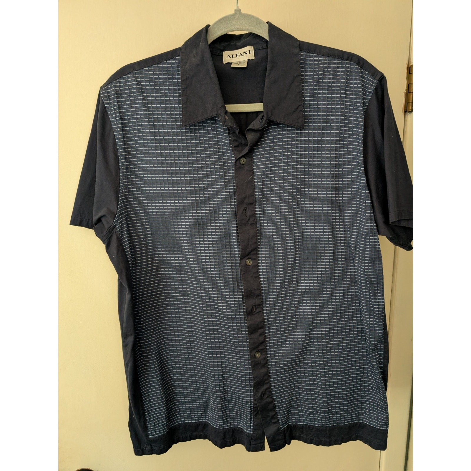 Men\'s large Alfani short sleeve button up dress shirt
