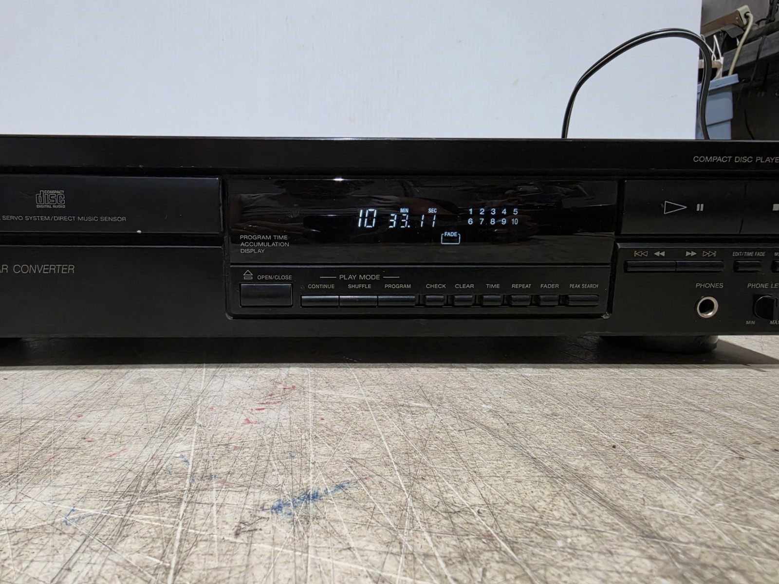 Sony CD Player CDP-297 Compact Disk Player Tested SEE DESC. Sony CD Player CDP-297 Compact Disk Player Tested SEE DESC.