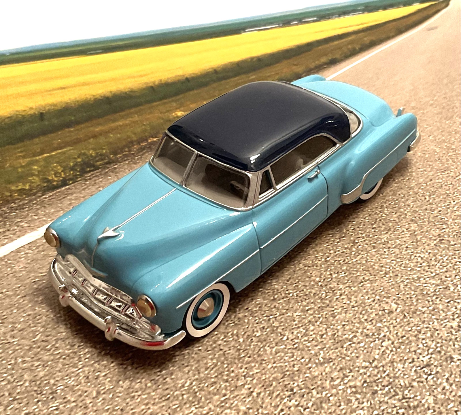 M.R.F. RECORD FRANCE 1952 CHEVROLET 2 door HARDTOP Dean Paolucci built 1/43 kit