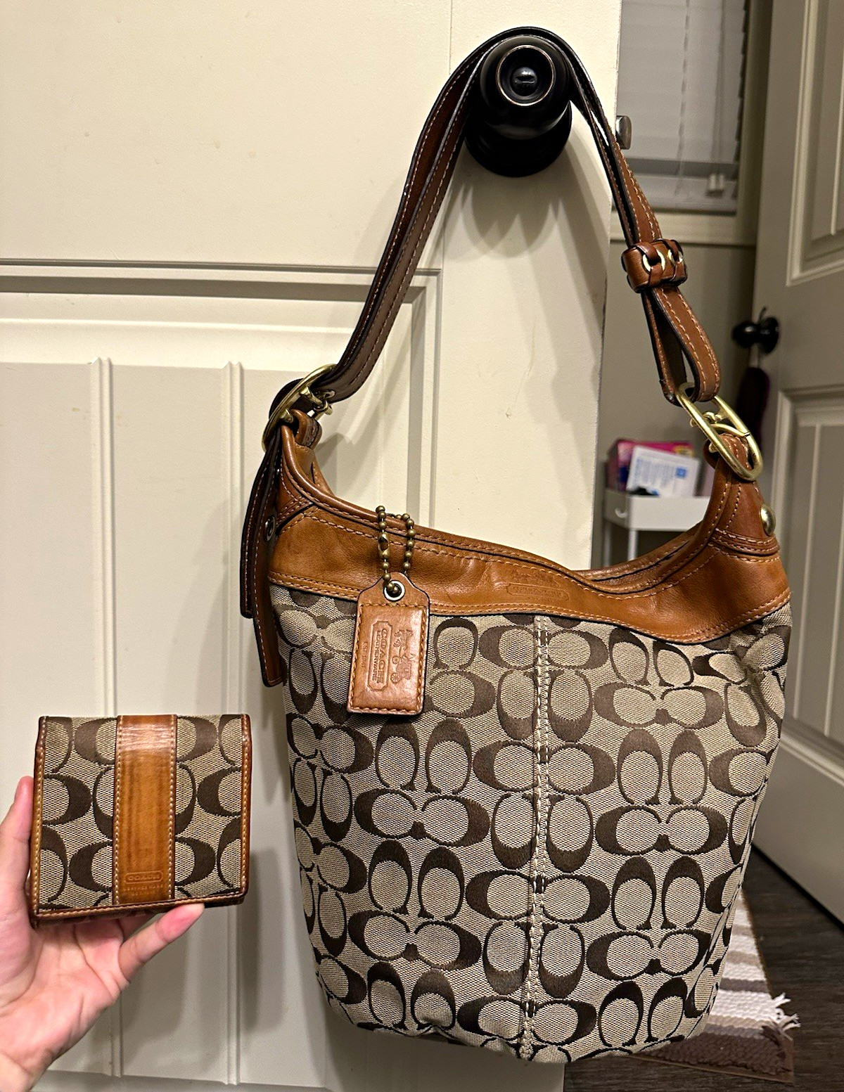 Coach Bleecker Bucket Bag + Matching Wallet - 2007 Vintage, Style #11437 Coach Bleecker Bucket Bag + Matching Wallet - 2007 Vintage, Style #11437