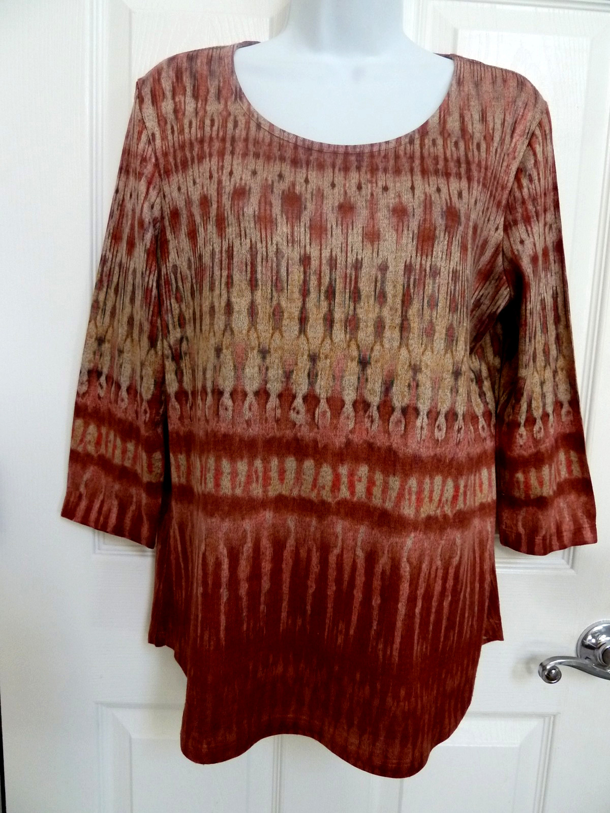 *NEW ENERGE WORLD WEAR Sz Med. Lightweight Sweater Colorful Pullover*