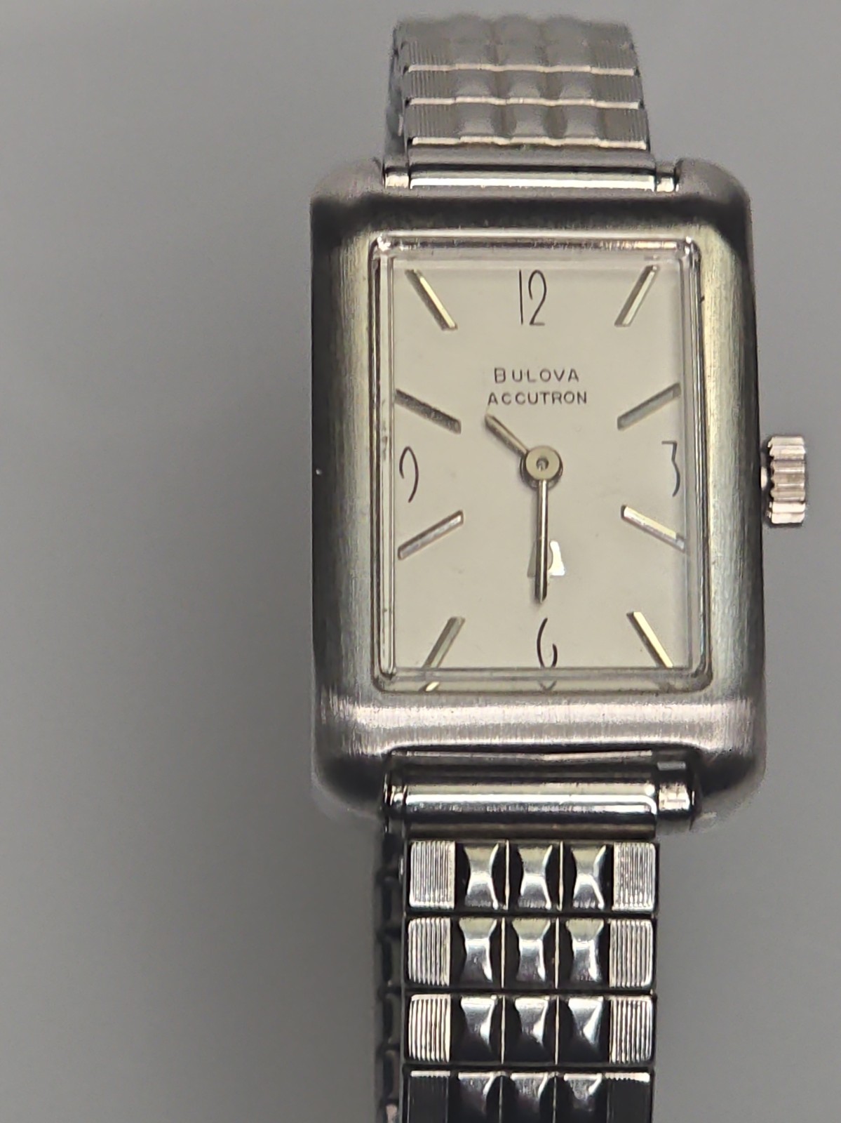 VINTAGE BULOVA ACCUTRON TANK Tuning Fork WATCH - GOLD 10kt Rolled 214 N3 1973 VINTAGE BULOVA ACCUTRON TANK Tuning Fork WATCH - GOLD 10kt Rolled 214 N3 1973