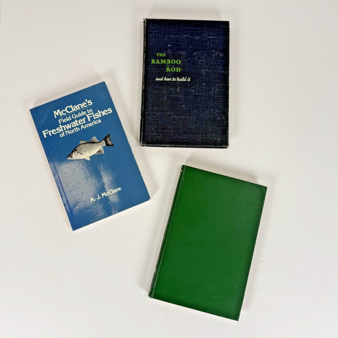 ANTIQ. / CURRENT FISHING–FLY–BAMBOO LOT: JW DUNNE, CLDE. M. KREIDER, AJ MCCLANE ANTIQ. / CURRENT FISHING–FLY–BAMBOO LOT: JW DUNNE, CLDE. M. KREIDER, AJ MCCLANE