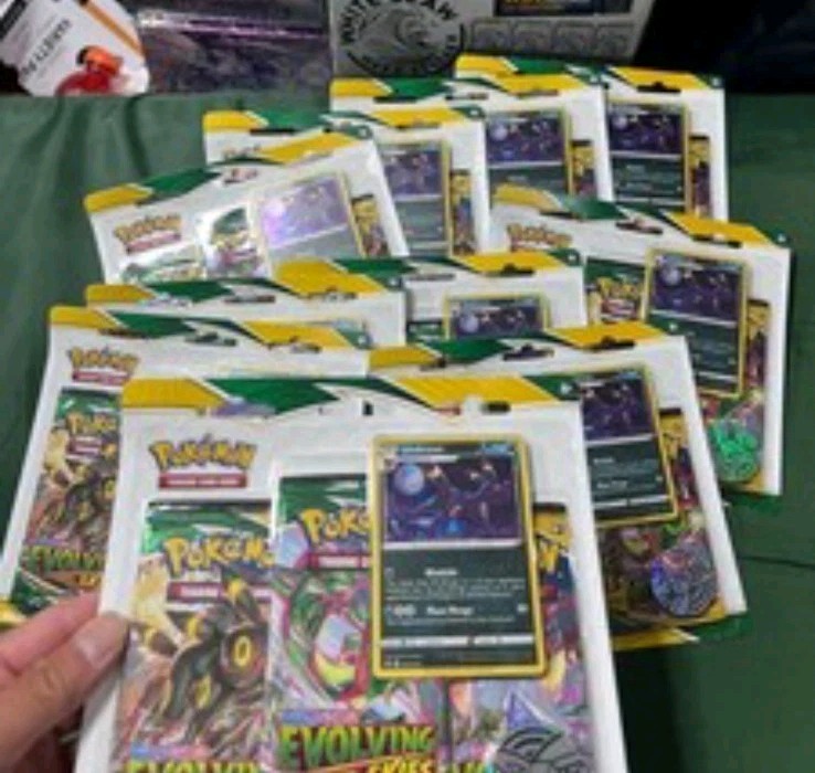 Umbreon promo Evolving skies pokemon 3 pack blisters sealed Umbreon promo Evolving skies pokemon 3 pack blisters sealed