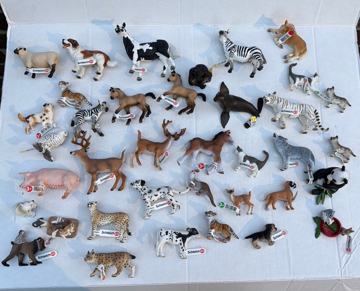 Retired New Schleich Animal Lot Retired New Schleich Animal Lot