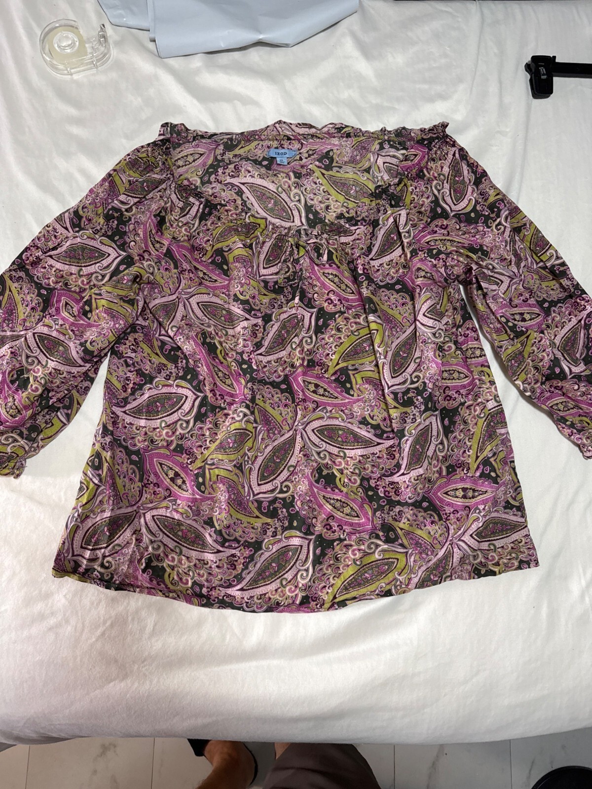 Izod Womens XL Paisley Print Long-Sleeve Blouse In Pink & Green            45-30
