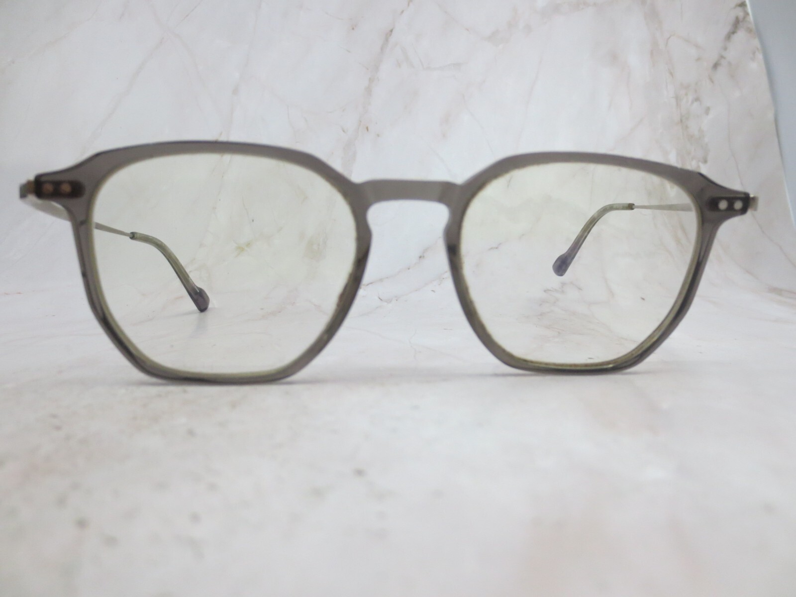 Vintage Europa Eyeglasses Frame Women\'s Gray Plastic Full Rim Square 49-18-145 Vintage Europa Eyeglasses Frame Women\'s Gray Plastic Full Rim Square 49-18-145