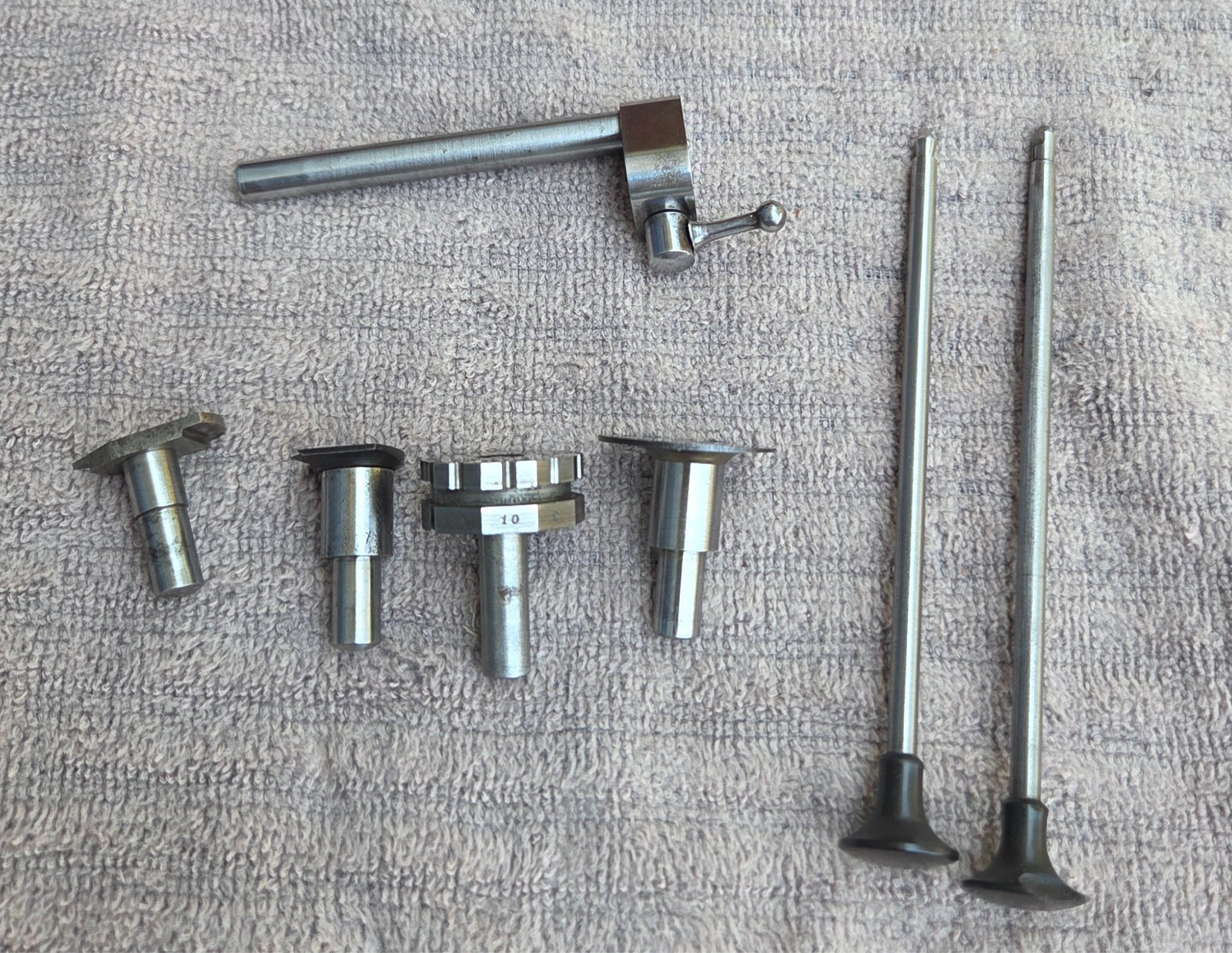 G Boley 8mm Watchmaker Lathe Rest Pivot Polishing Support Set Runners 7m G2U