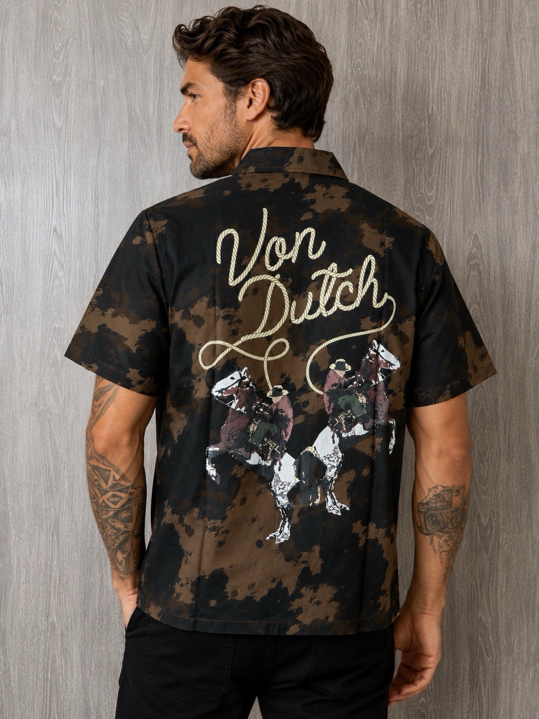 Von Dutch Rodeo Dual Cuban Short Sleeve Button Up Shirt Men\'s Size M NWT Von Dutch Rodeo Dual Cuban Short Sleeve Button Up Shirt Men\'s Size M NWT