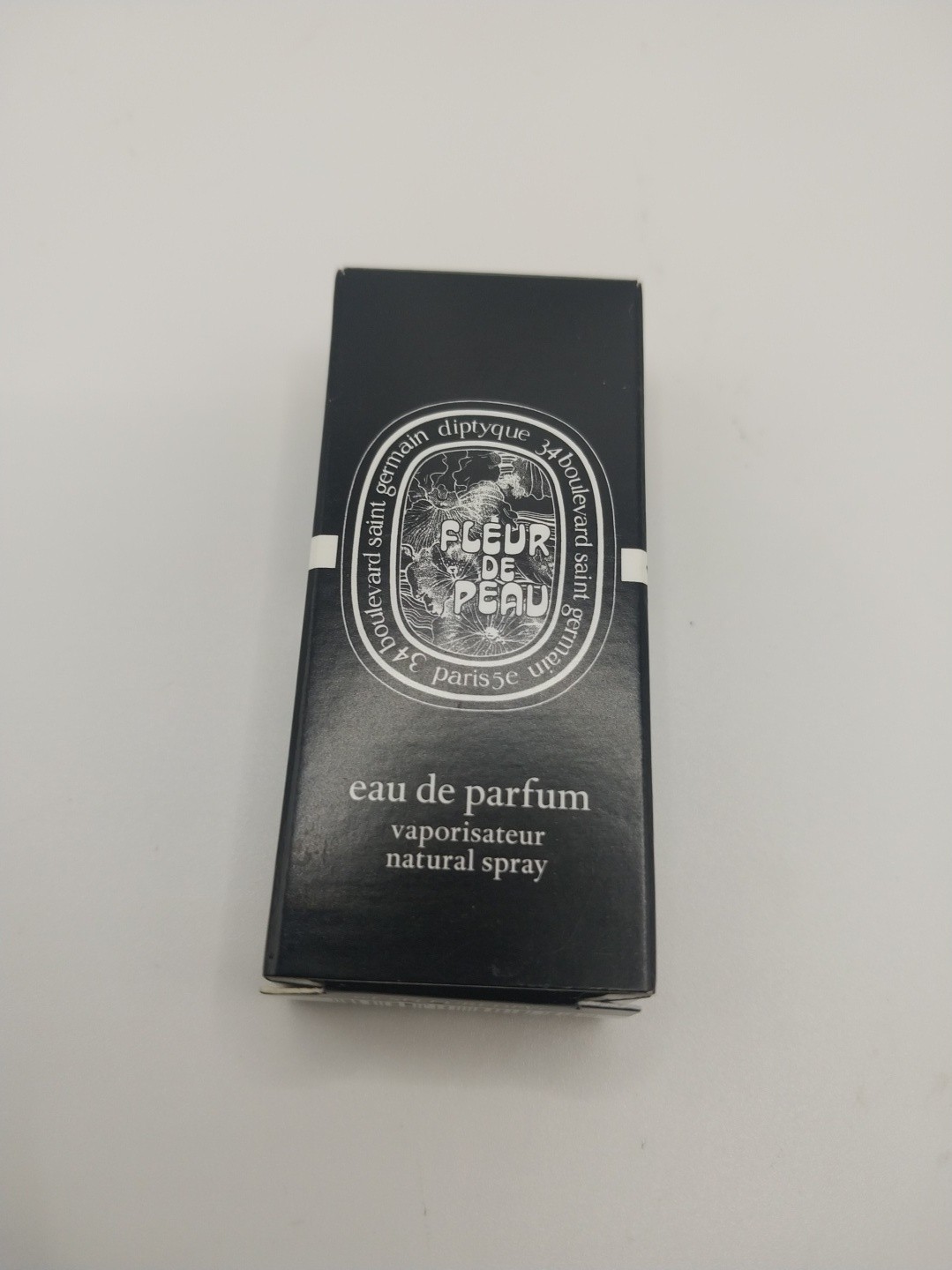 Diptyque Fleur de Peau Eau de Parfum EDP Sample Spray .06oz, 2ml Diptyque Fleur de Peau Eau de Parfum EDP Sample Spray .06oz, 2ml