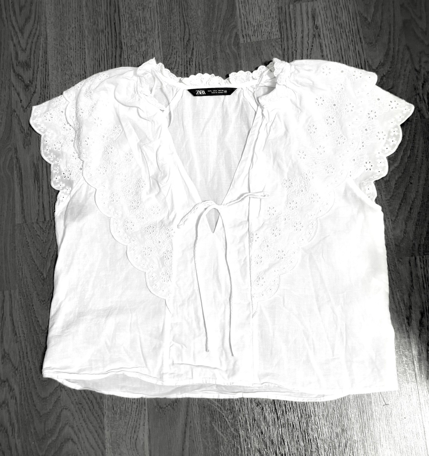 Zara Woman White Embroidered Lace Blouse Shirt V-Neck Eyelet Short Sleeve~Size L