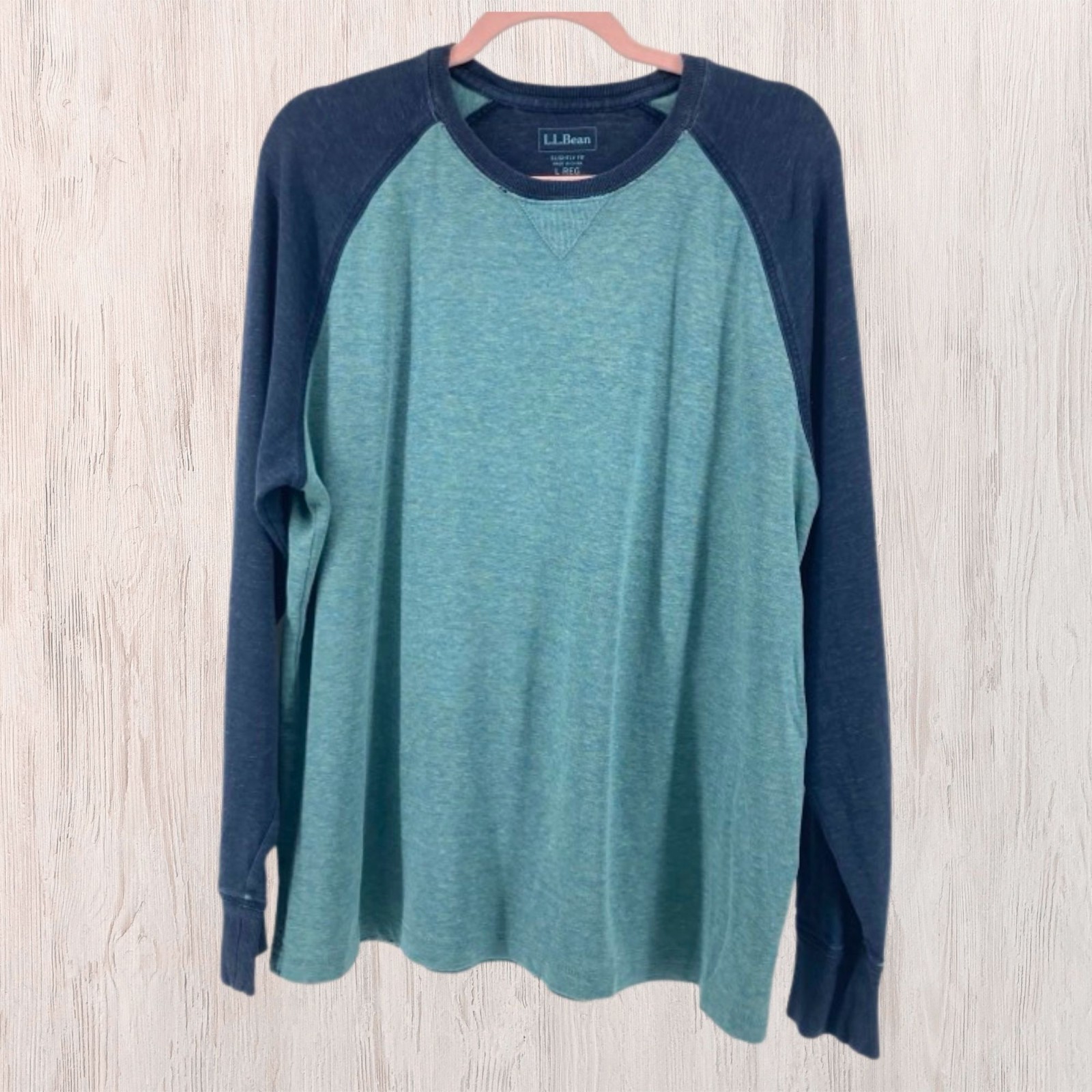 L.L. Bean Men Large Slightly Fitted Raglan Shirt Blue Green Distressed Comfort