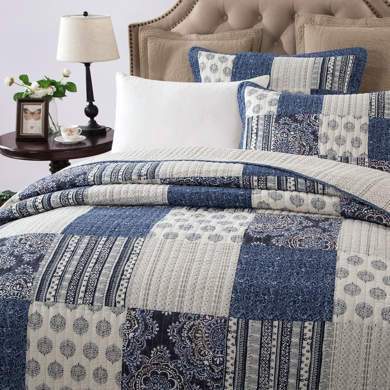 DaDa Bedding Cotton Bohemian Denim Blue Farmhouse Patchwork Floral Bedspread Set DaDa Bedding Cotton Bohemian Denim Blue Farmhouse Patchwork Floral Bedspread Set