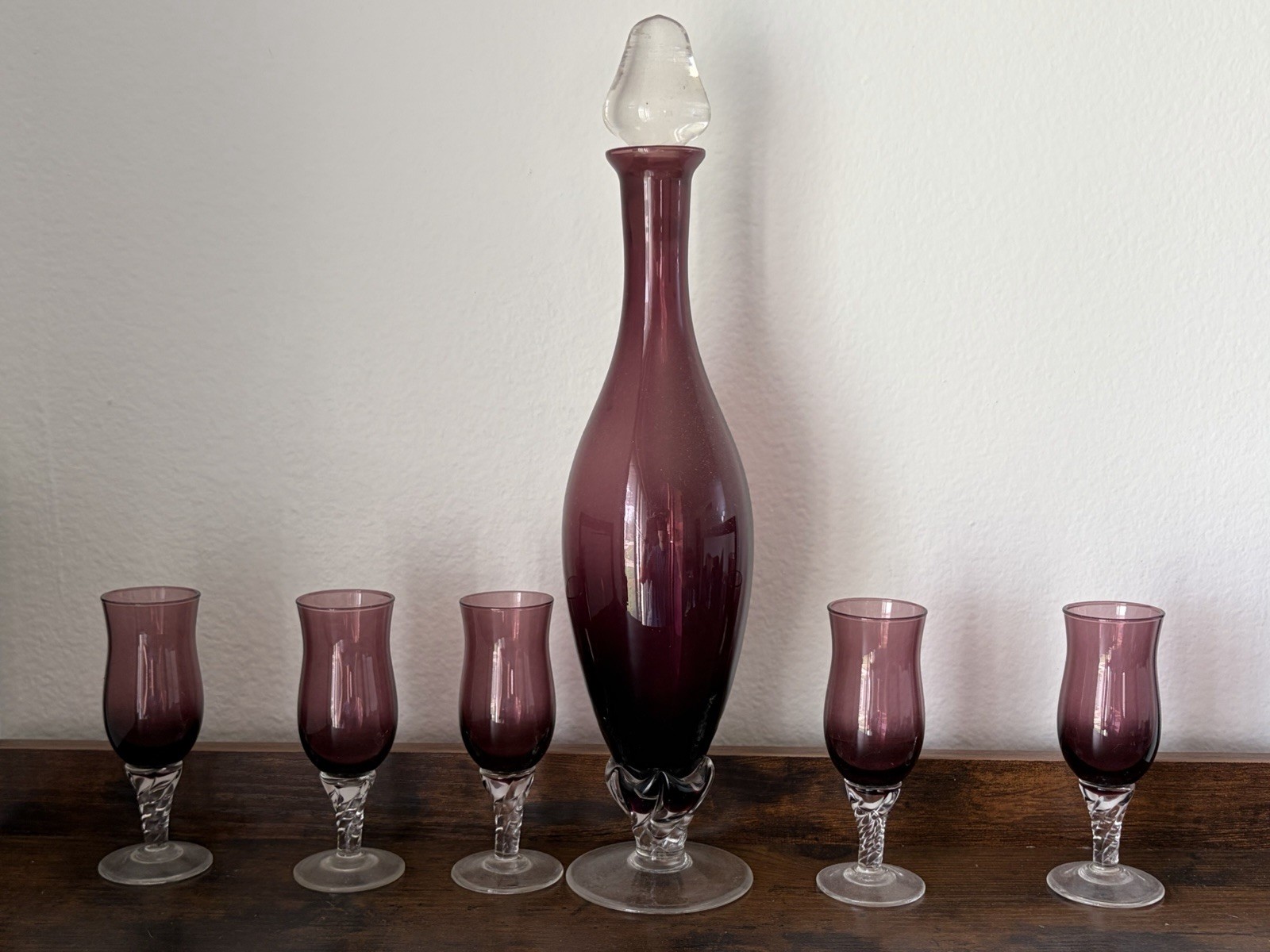 Vintage MCM Empoli Italian Amethyst Genie Decanter With Stopper Plus 5 Glasses Vintage MCM Empoli Italian Amethyst Genie Decanter With Stopper Plus 5 Glasses