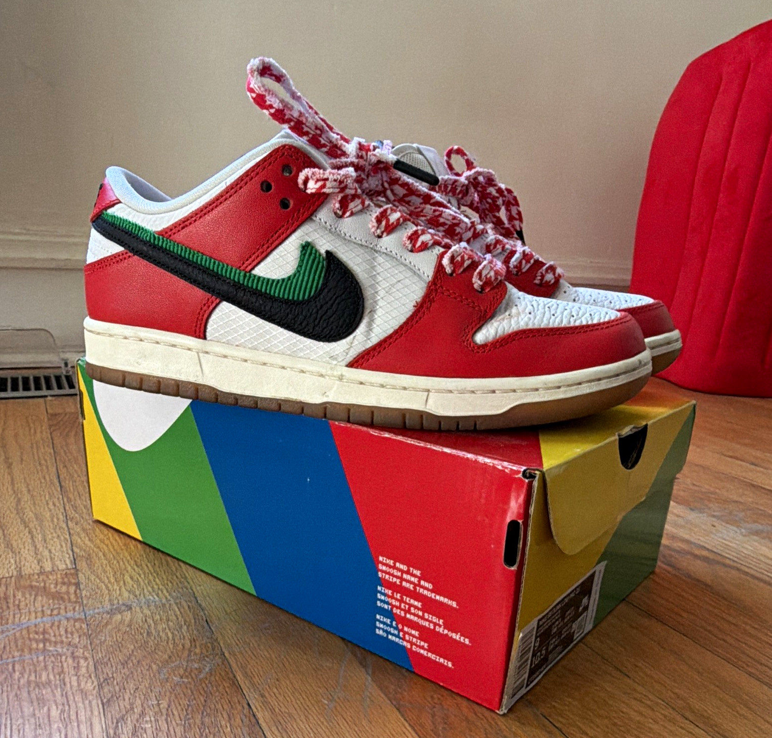 Nike SB Dunk Low FRAME x Habibi - Sz 9 with box and accessories VNDS Nike SB Dunk Low FRAME x Habibi - Sz 9 with box and accessories VNDS
