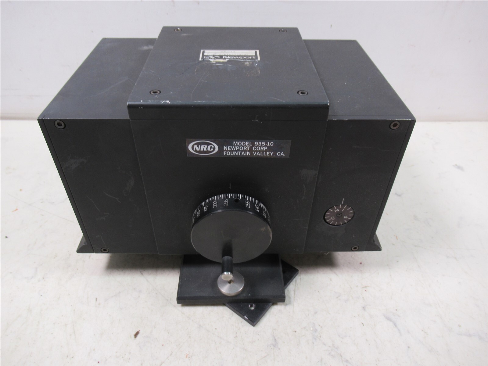 Newport NRC 935-10 High Power Laser Attenuator Laboratory Device Newport NRC 935-10 High Power Laser Attenuator Laboratory Device