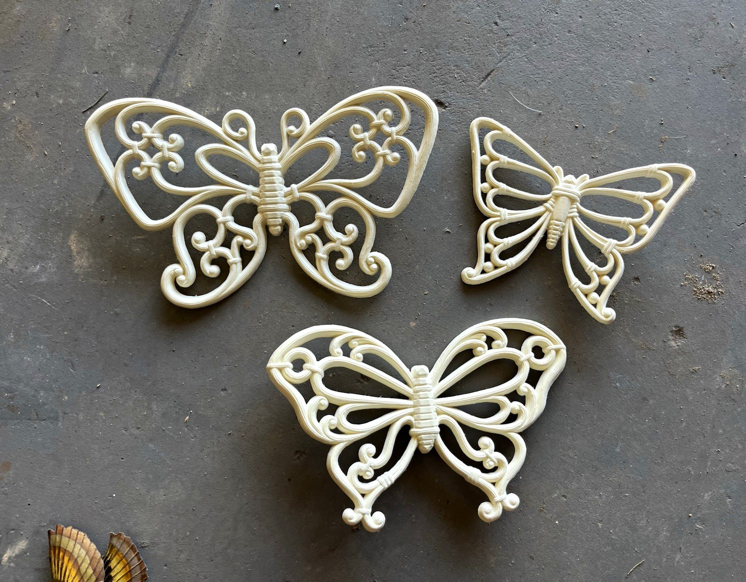Vintage 1970s white HOMCO 3 plastic butterfly wall decor faux wicker Vintage 1970s white HOMCO 3 plastic butterfly wall decor faux wicker
