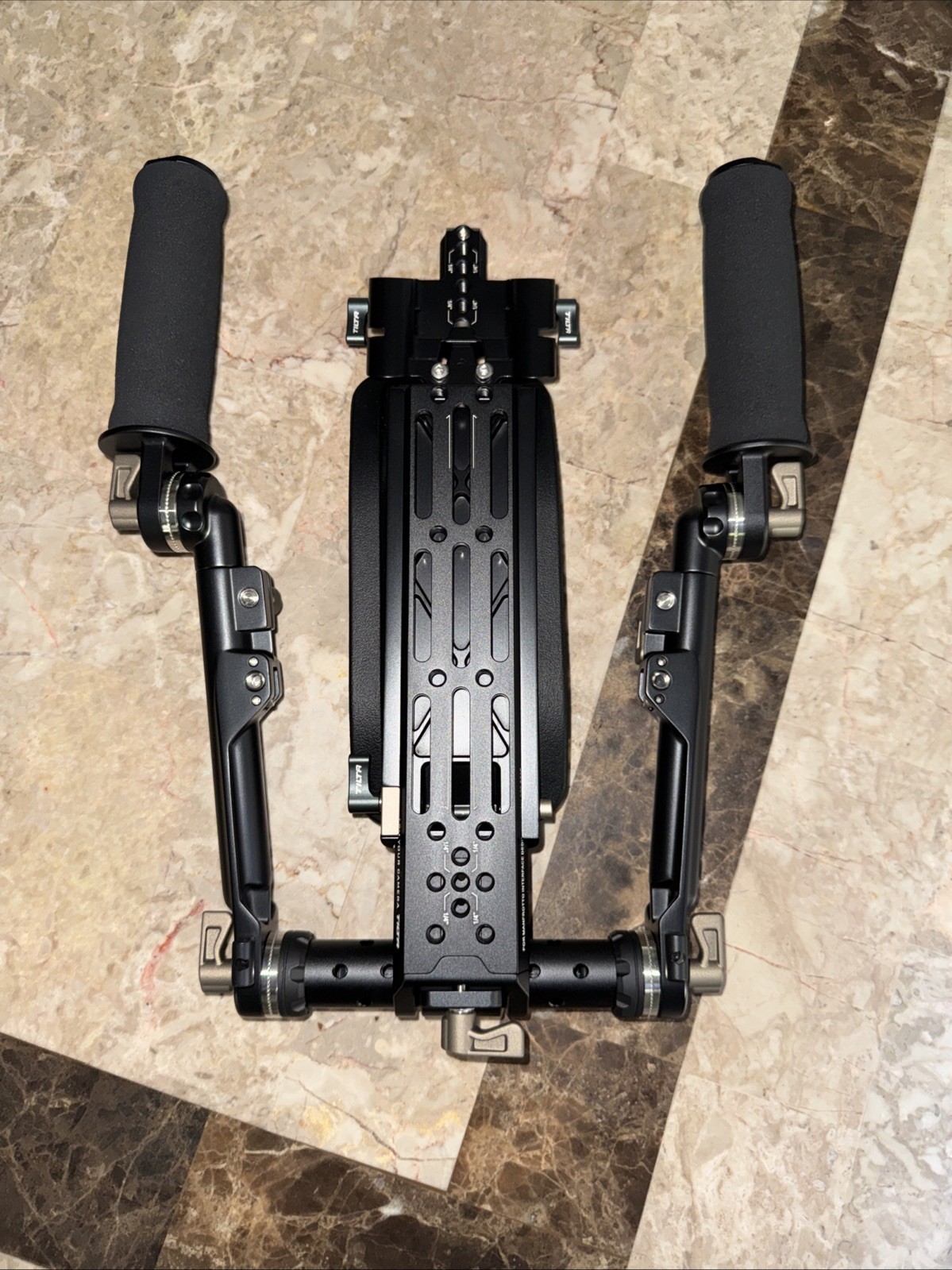 Tilta Lightweight Shoulder Rig (Black)