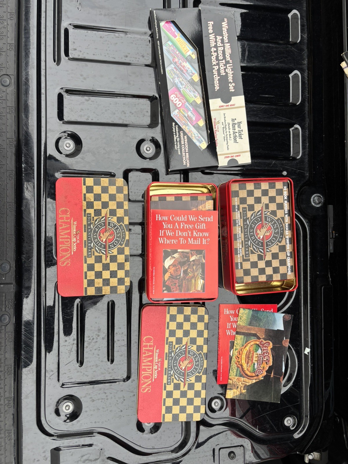 1994 NASCAR Winston Cup Champions 25th Anniversary Tin w/ Match’s And Lighters 1994 NASCAR Winston Cup Champions 25th Anniversary Tin w/ Match’s And Lighters