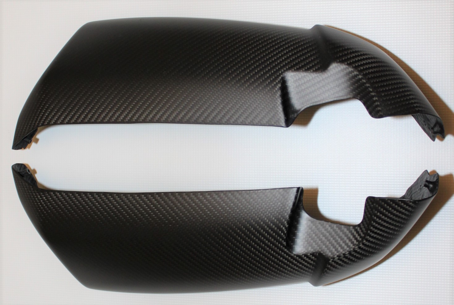 09-17 Harley-Davidson VRSCF V-Rod Muscle Radiator Side Panels Carbon Fiber Matte 09-17 Harley-Davidson VRSCF V-Rod Muscle Radiator Side Panels Carbon Fiber Matte