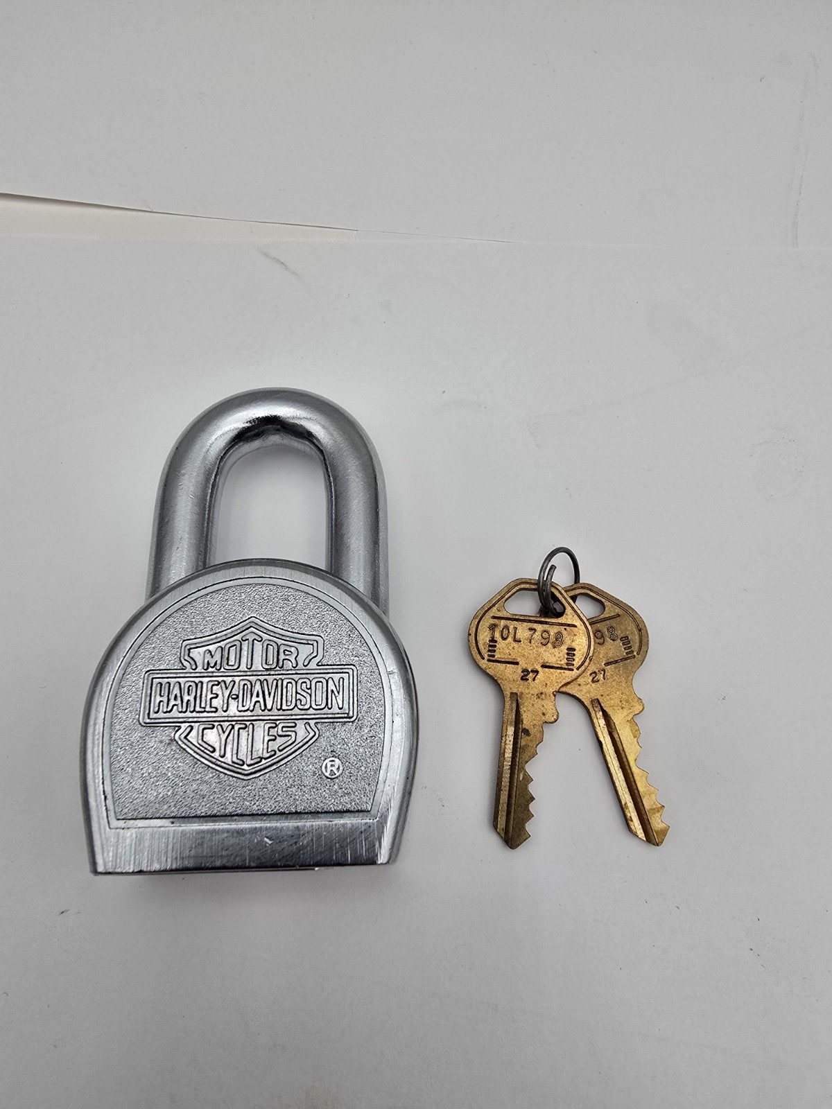 Vintage Harley Davidson #220 Master Lock With 2 Keys Vintage Harley Davidson #220 Master Lock With 2 Keys