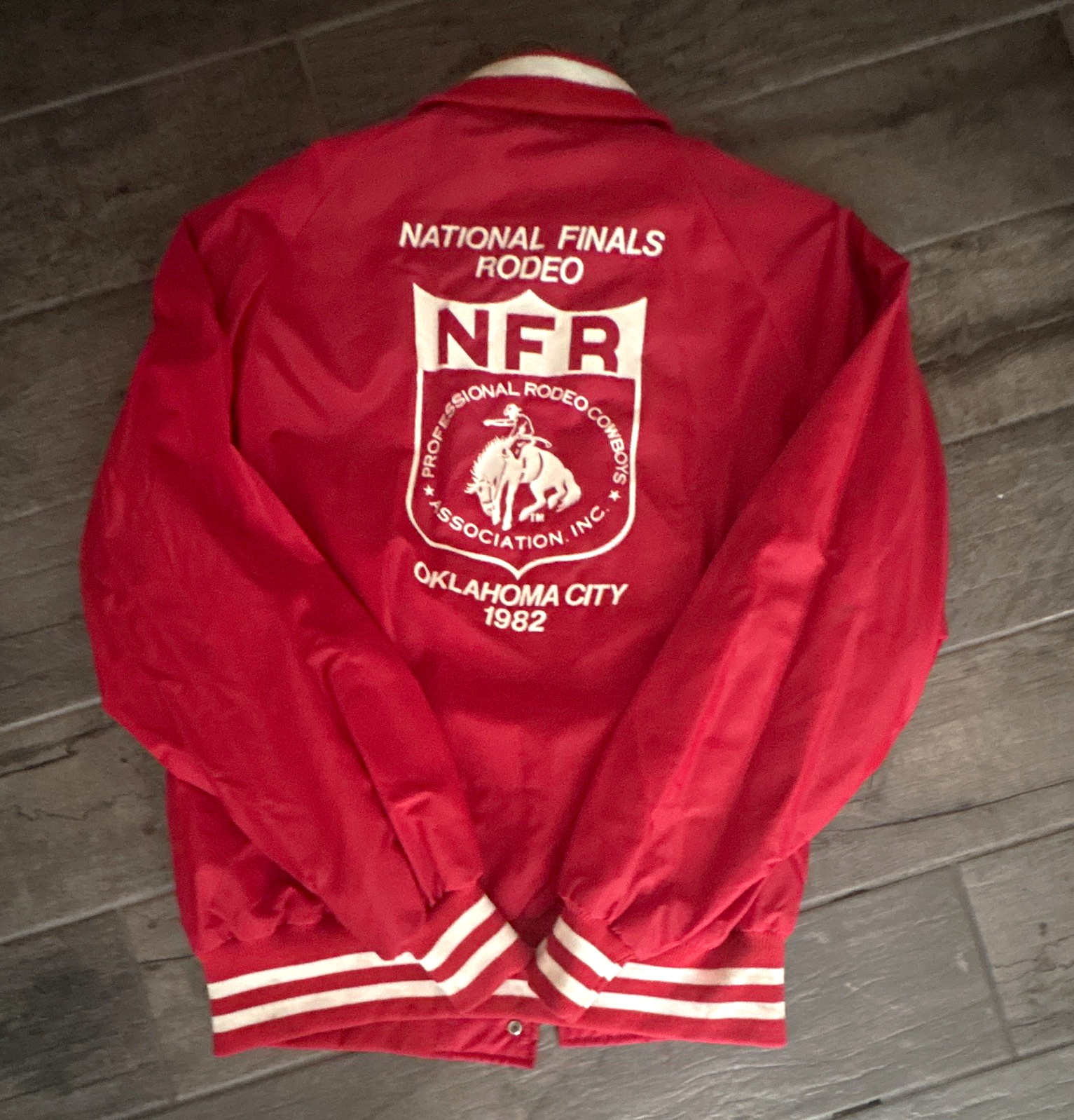 1982 Oklahoma City NFR Rodeo Snap Lined Jacket Red/White Mens L 1982 Oklahoma City NFR Rodeo Snap Lined Jacket Red/White Mens L
