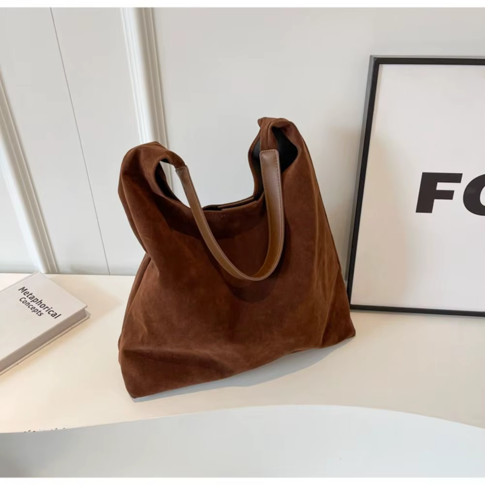 Large Capacity Suede Shoulder Bag Autumn and Winter Vintage Women\'s Bag Large Capacity Suede Shoulder Bag Autumn and Winter Vintage Women\'s Bag