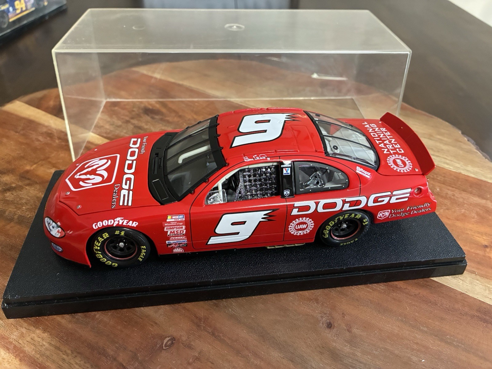 Bill Elliott 2001 Action #9 Dodge 1/24 Diecast Car No Box W/Case Bill Elliott 2001 Action #9 Dodge 1/24 Diecast Car No Box W/Case