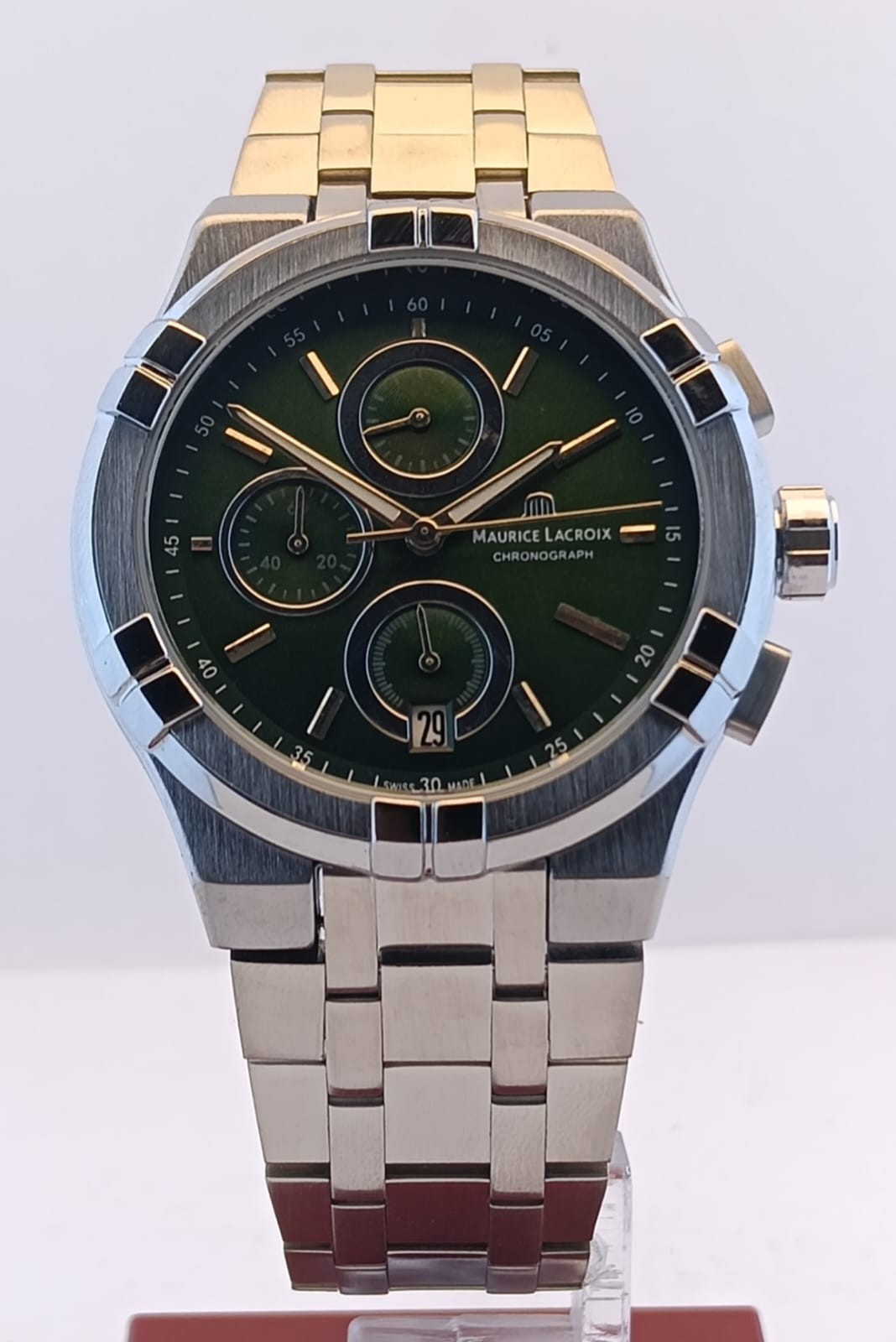 Vintage Men's Maurice Lacroix Aikon Green Dial Date Working Condition Wristwatch