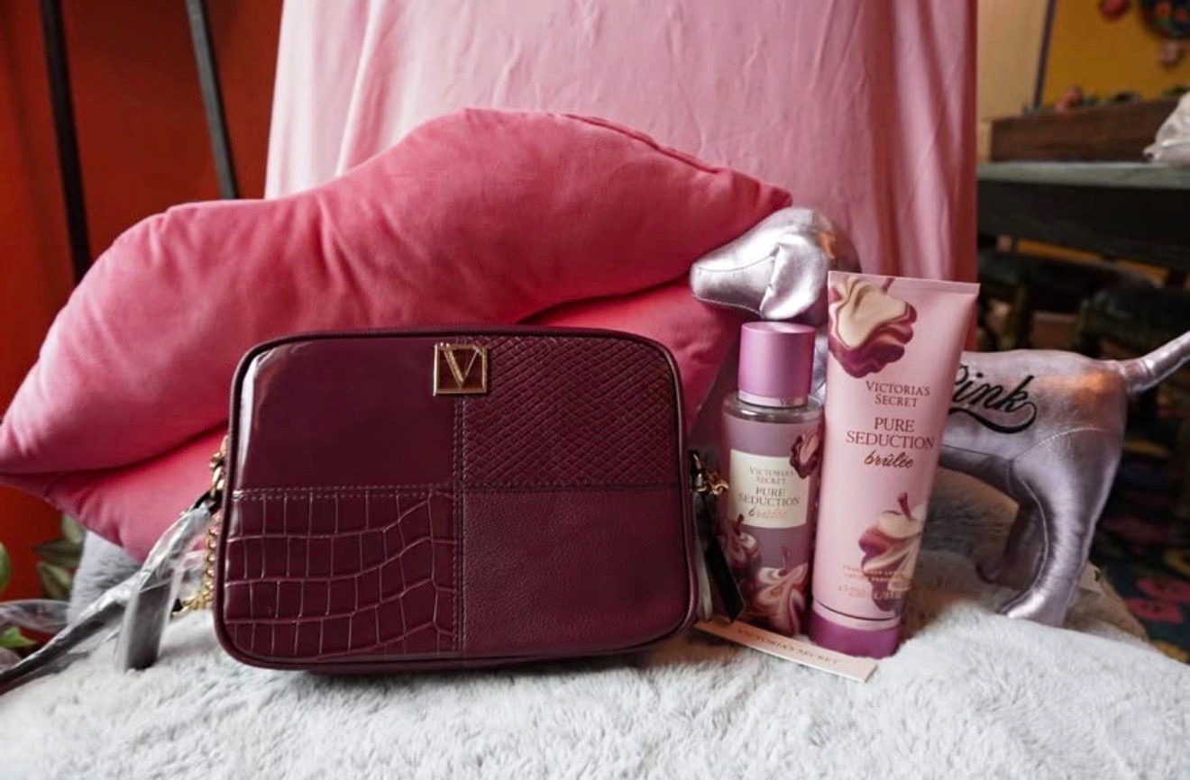Victoria\'s Secret Burgundy Crossbody and Pure Seduction Women\'s Body Mist Gift Victoria\'s Secret Burgundy Crossbody and Pure Seduction Women\'s Body Mist Gift