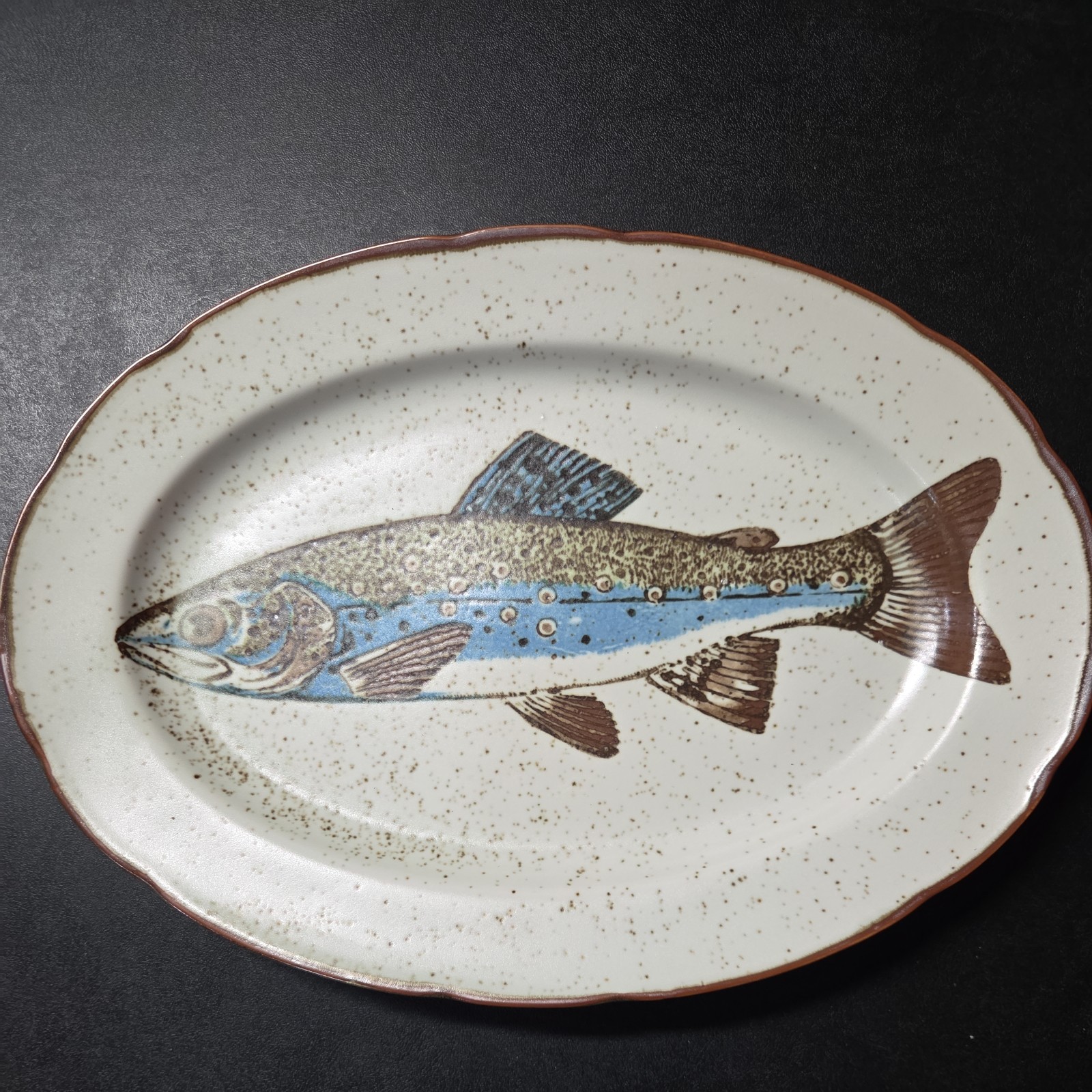 Vintage Retro Enesco Oval \ Vintage Retro Enesco Oval \