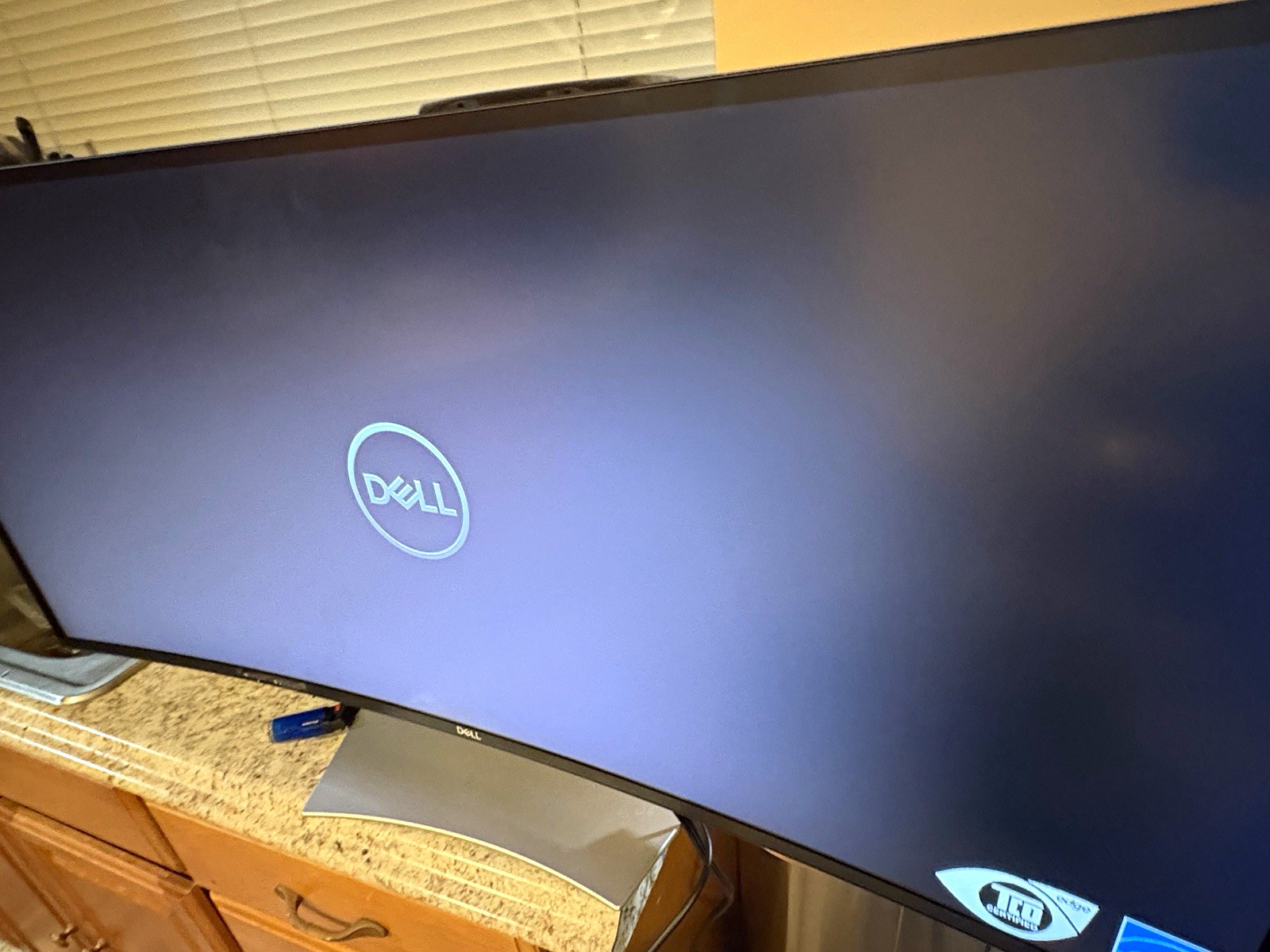 Dell UltraSharp U4025QW 40