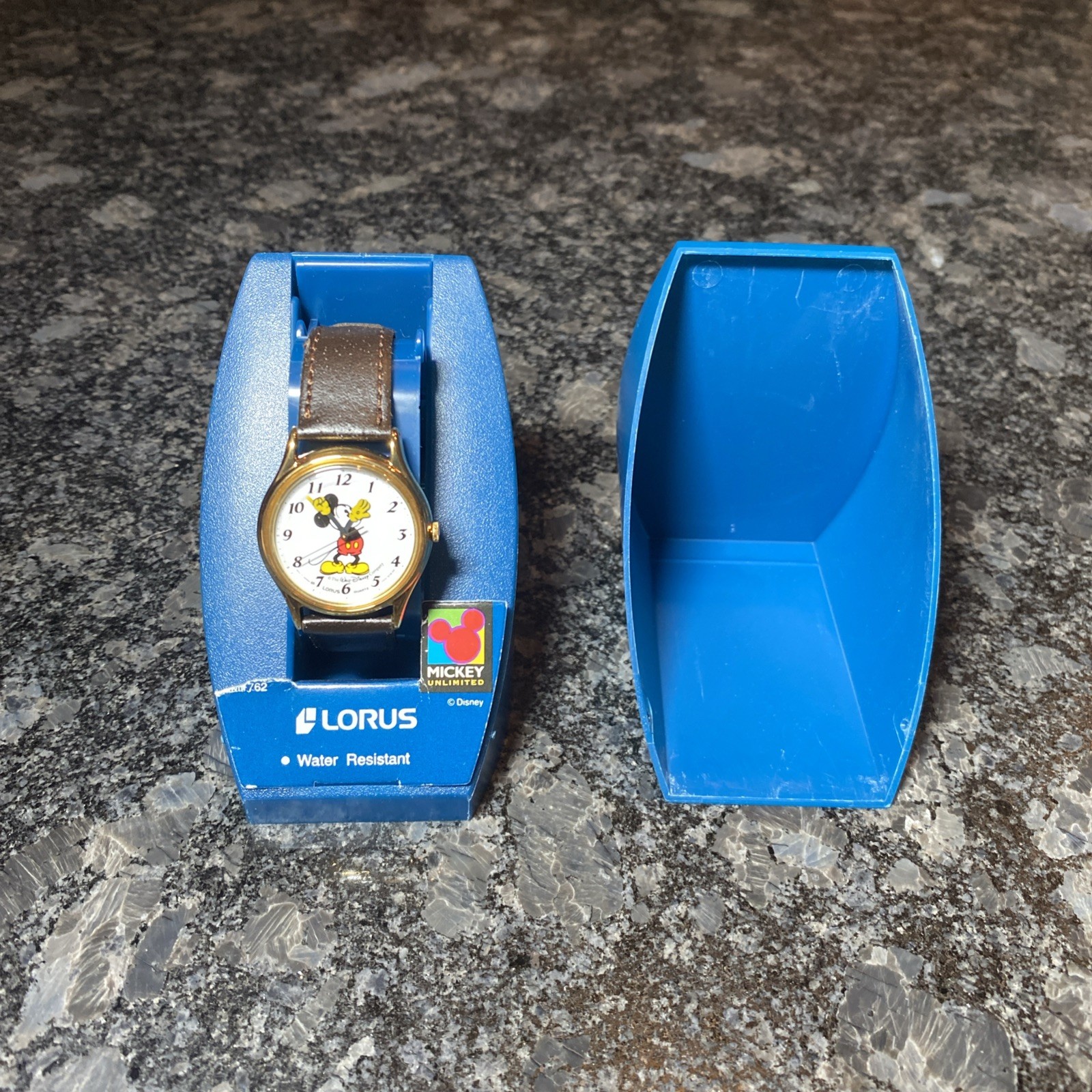 Vtg NOS 90's Mickey Hands Watch - Lorus Unlimited Mov't Japan With Box Vtg NOS 90's Mickey Hands Watch - Lorus Unlimited Mov't Japan With Box