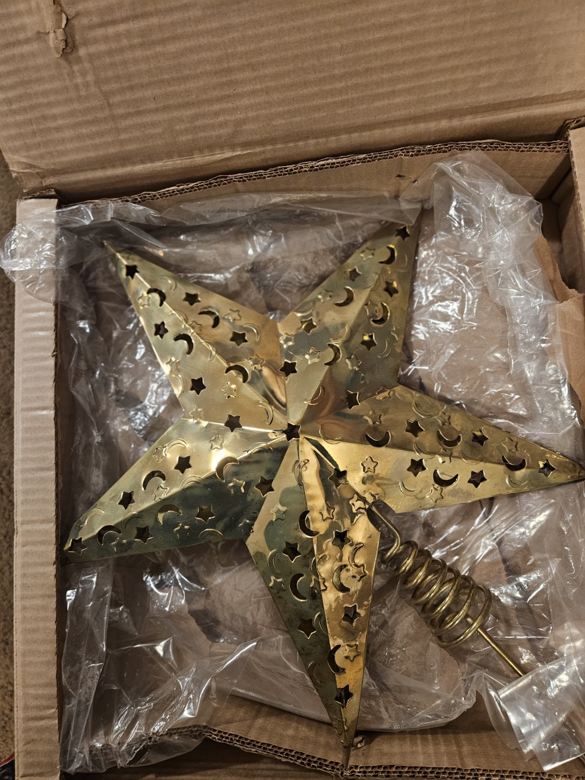 Vintage Lillian Vernon Gold Star Tree Topper - Xmas Holiday Decor - New In Box Vintage Lillian Vernon Gold Star Tree Topper - Xmas Holiday Decor - New In Box