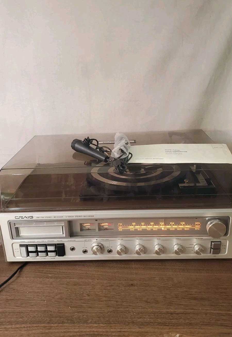 Craig Model H363 AM/FM Stereo Receiver 8-Track Stereo Recorder and Record Player Craig Model H363 AM/FM Stereo Receiver 8-Track Stereo Recorder and Record Player