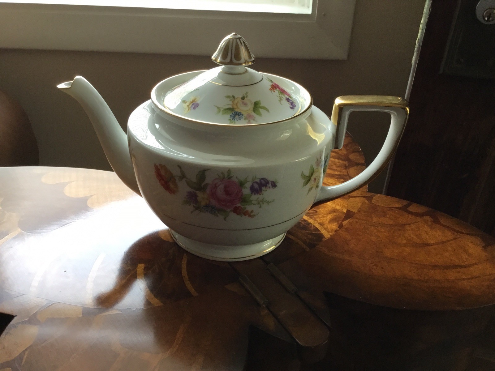 Vintage 1933– Noritake Phyllis Floral 3cup Floral Porcelain Teapot-MINT Vintage 1933– Noritake Phyllis Floral 3cup Floral Porcelain Teapot-MINT