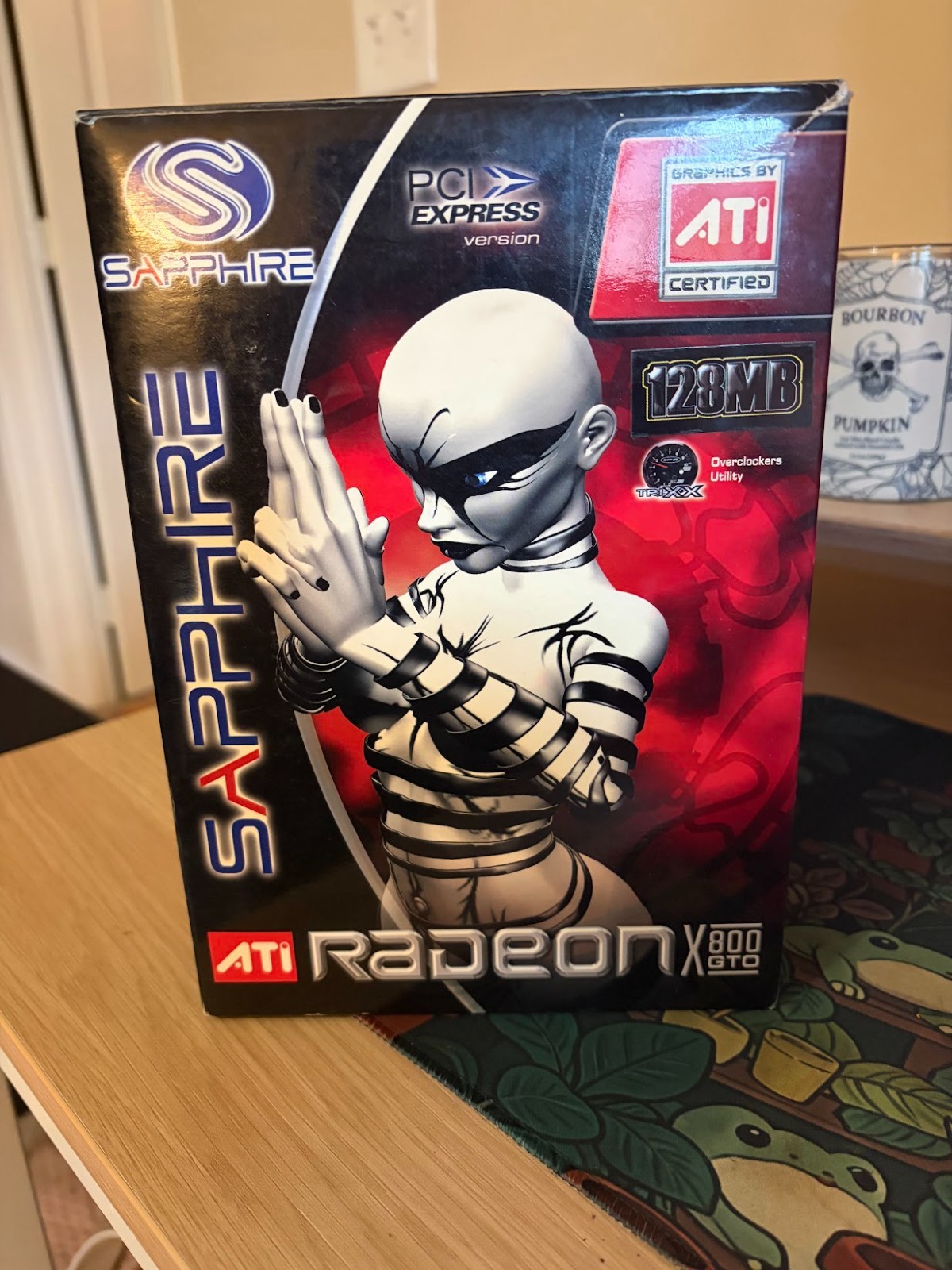 Retro Rare Vintage ATI Radeon X800 GTO Sapphire PCI Express Graphics Card Retro Rare Vintage ATI Radeon X800 GTO Sapphire PCI Express Graphics Card