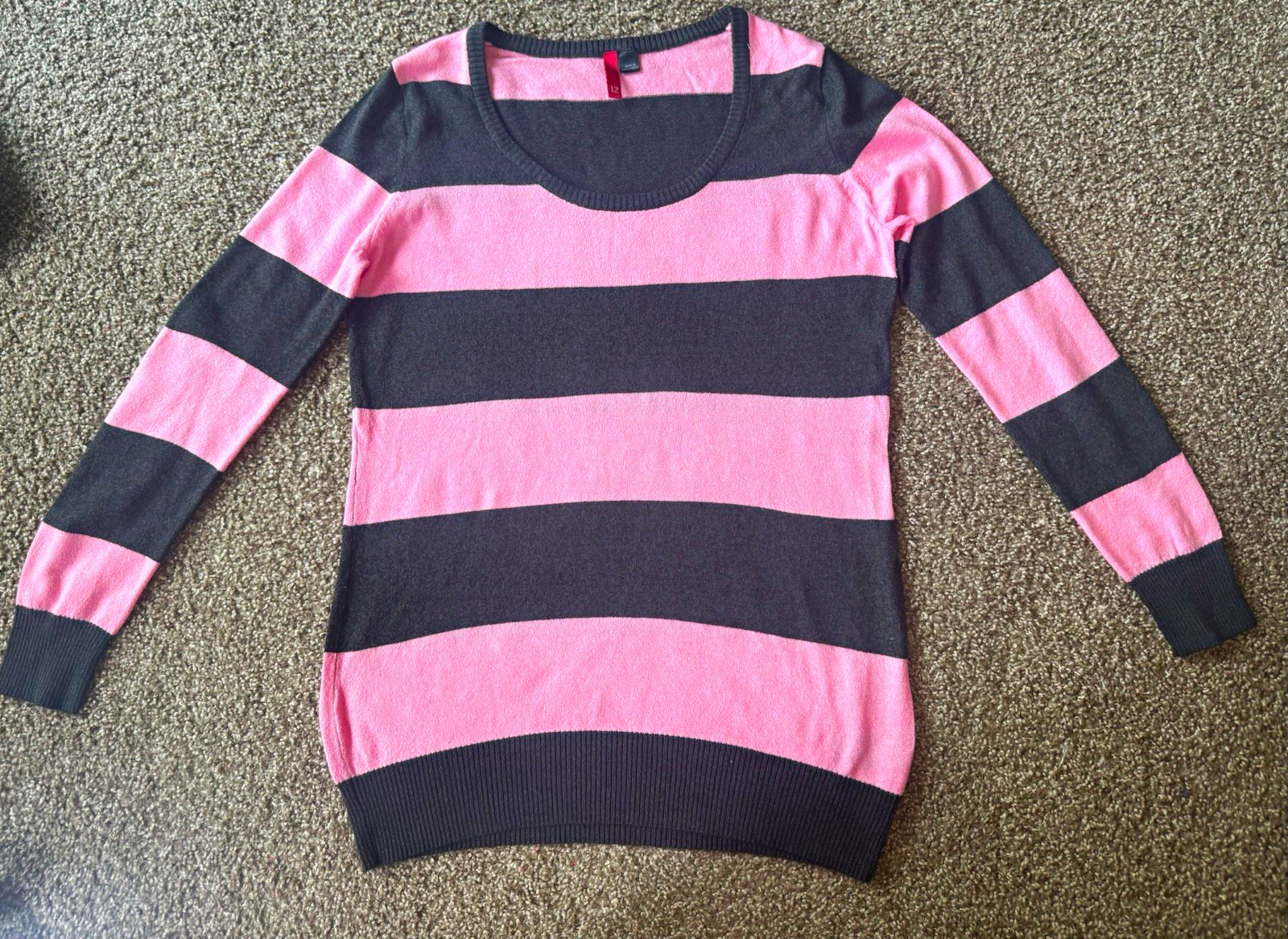 H&M Divided Pink/Gray Women Striped Scoop Neck Long Sleeve Knit Sweater Size 12