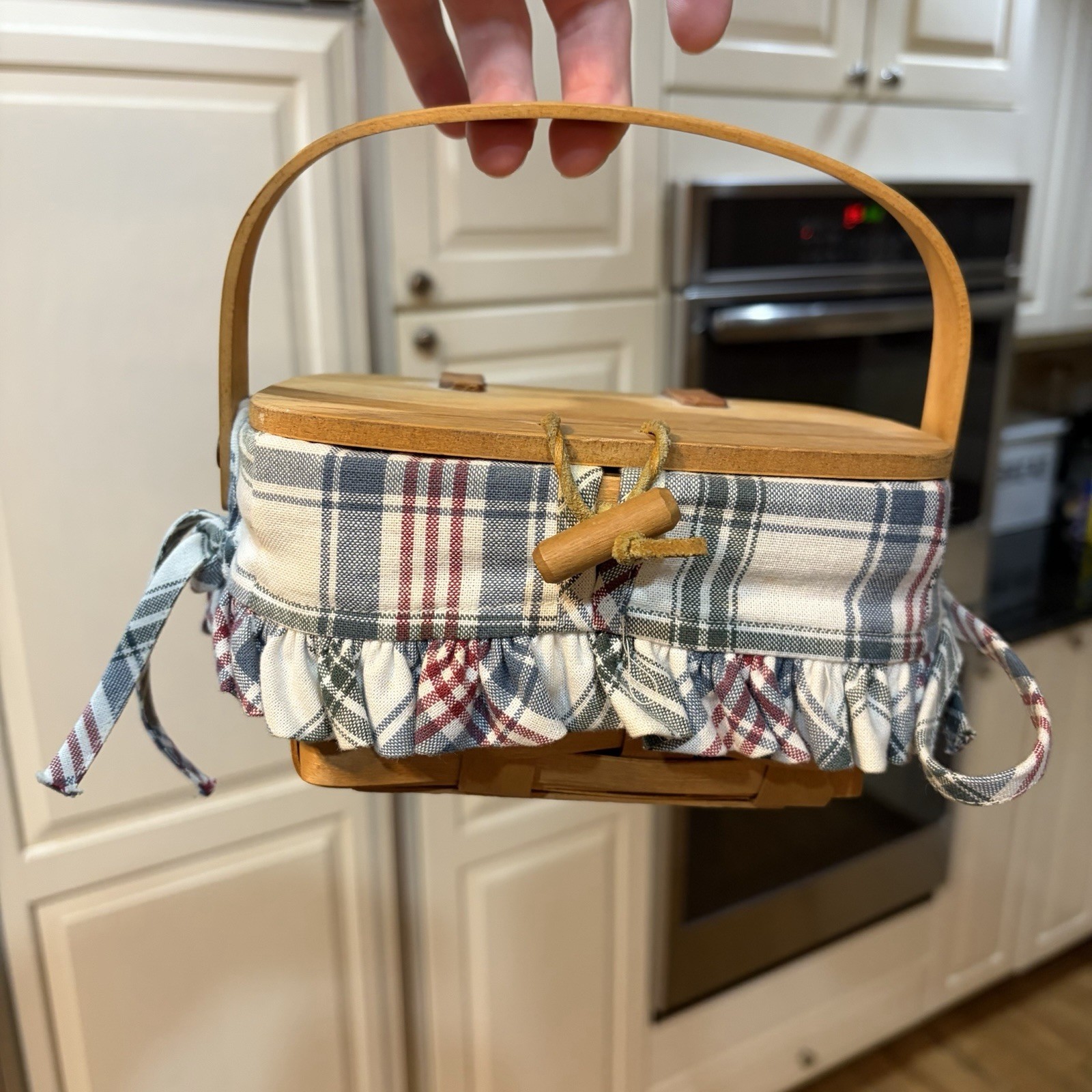 Longaberger 1996 Small Mini Basket Purse w/fabric & Plastic Liner Bow Vintage Longaberger 1996 Small Mini Basket Purse w/fabric & Plastic Liner Bow Vintage
