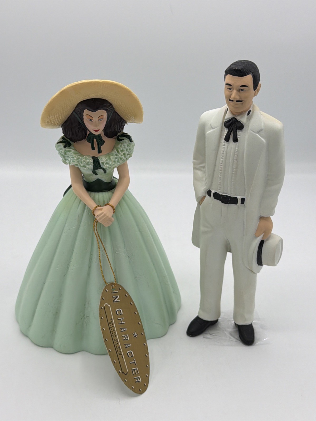 VTG \'95 GONE WITH THE WIND SCARLETT OHARA & RHETT BUTLER Vintage VINYL FIGURINES VTG \'95 GONE WITH THE WIND SCARLETT OHARA & RHETT BUTLER Vintage VINYL FIGURINES