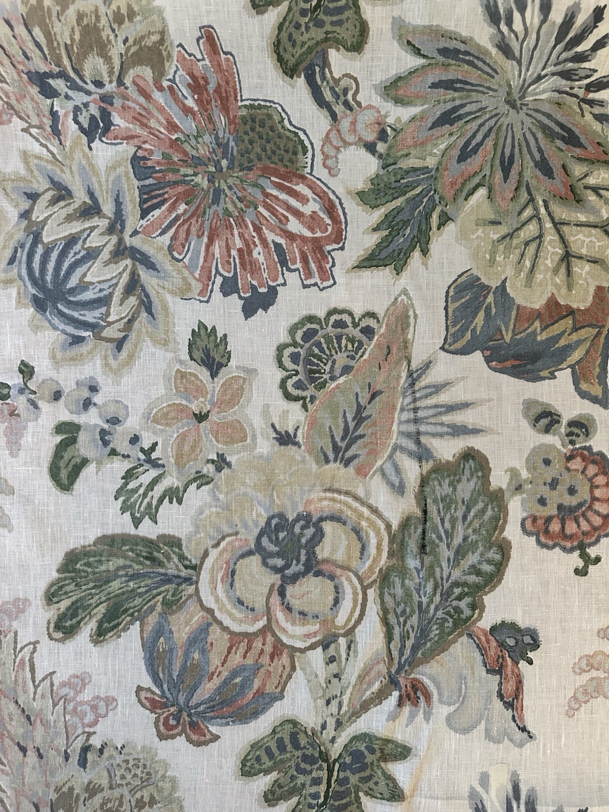 Thibaut Large Floral Linen Print Fabric- Floral Gala / Wheat 9 Yards