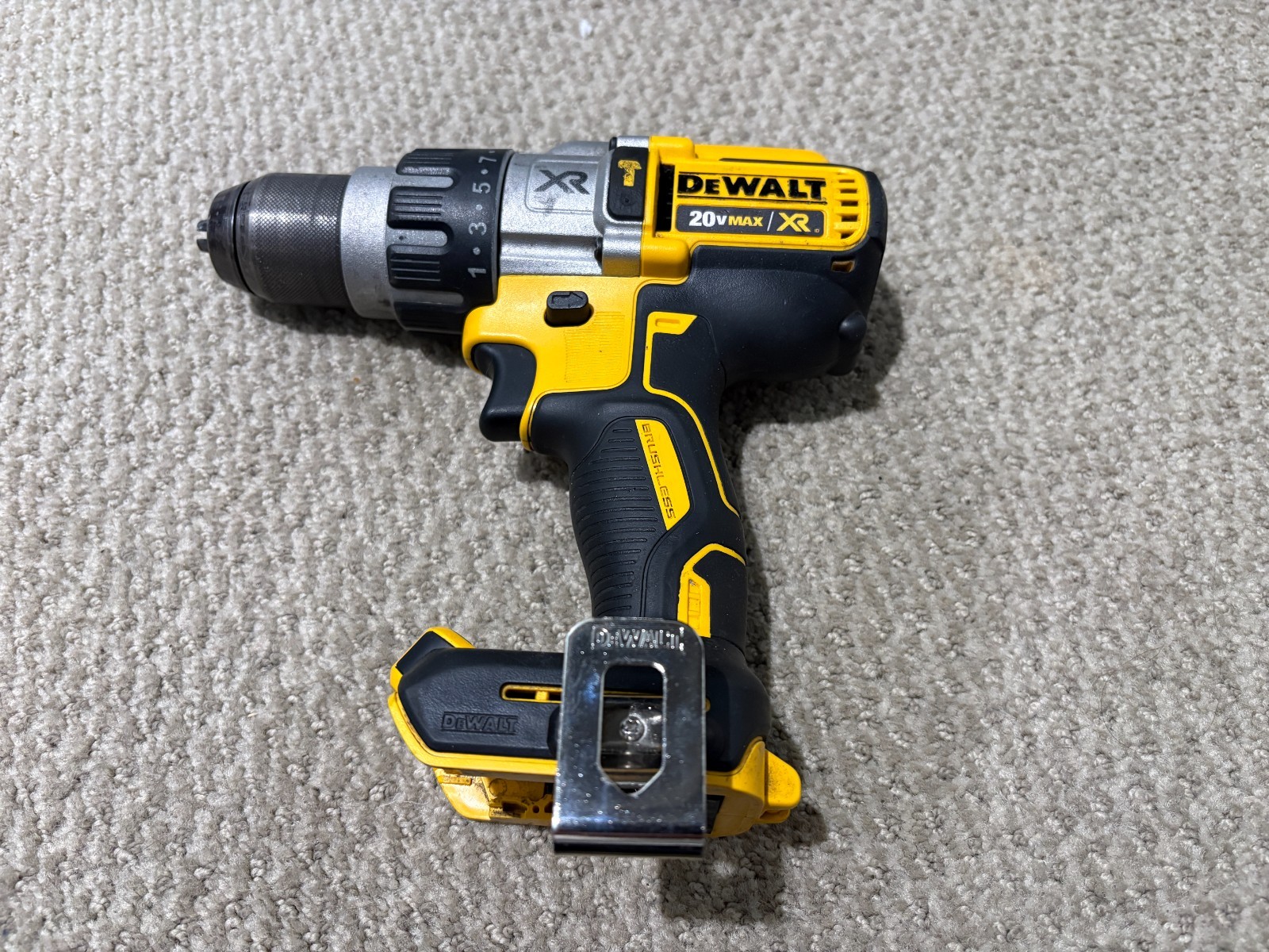 DeWalt DCD996 20V Max XR Brushless 1/2 DeWalt DCD996 20V Max XR Brushless 1/2
