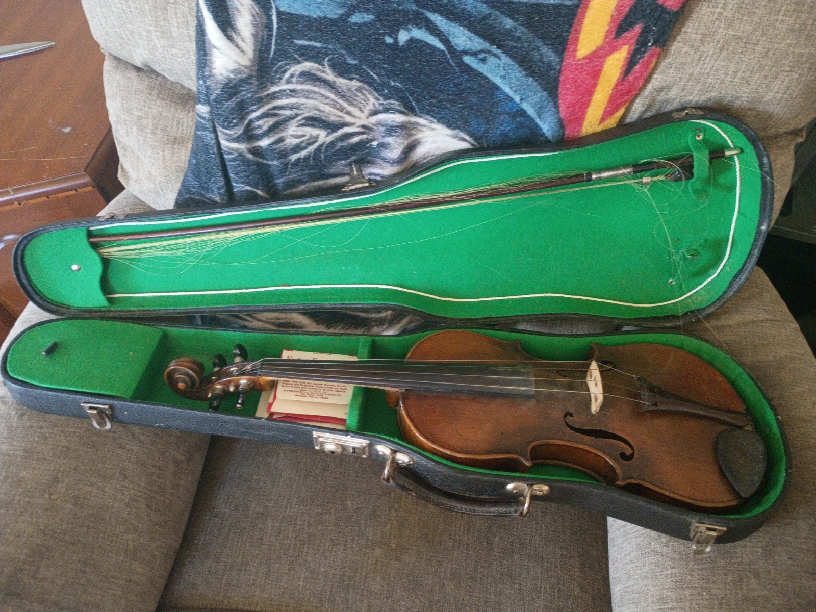 Antique Nicolaus Amatus Fecit In Cremona 1632 Violin Complete With Case And Bows