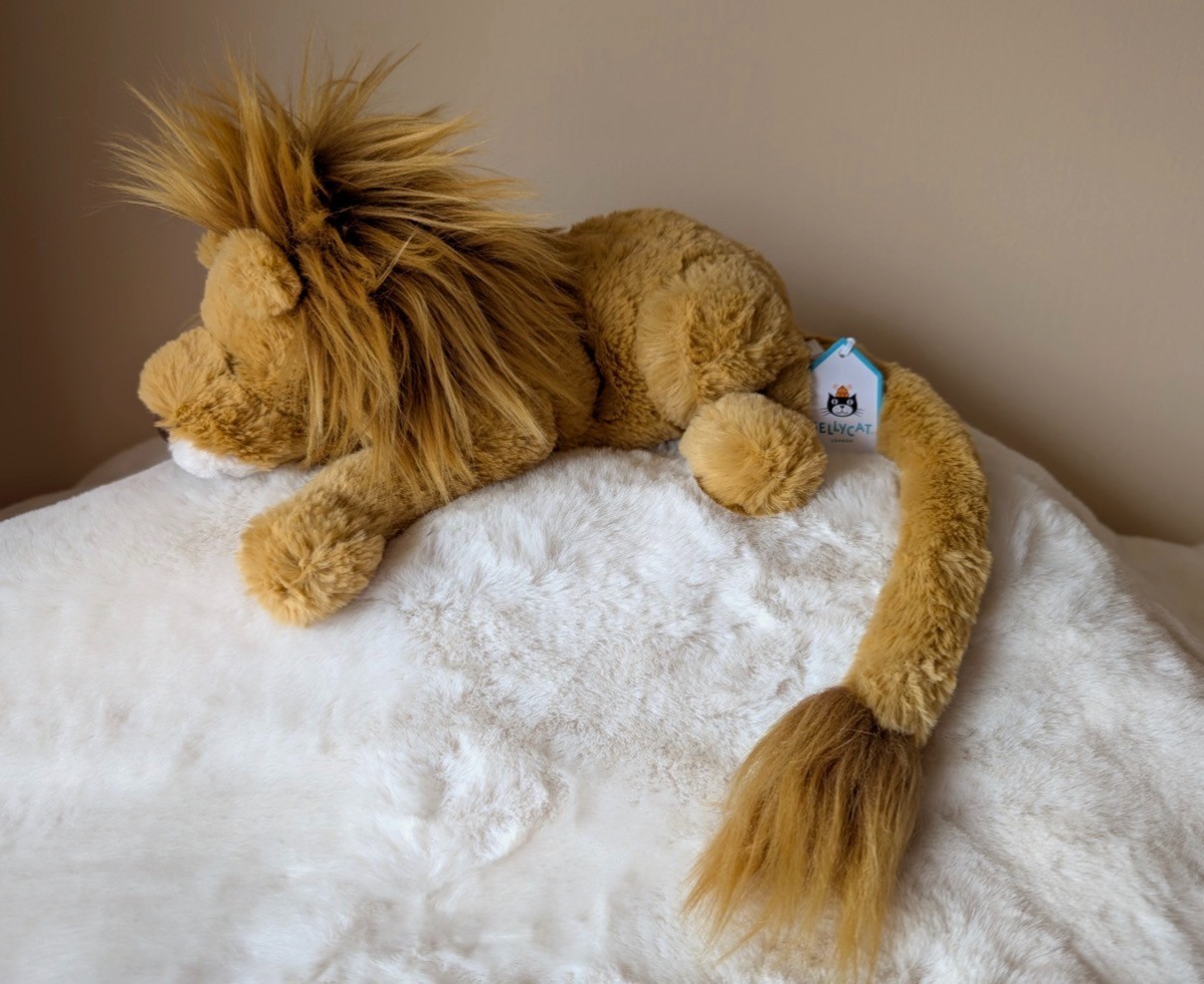 AUTHENTIC❗️NWT Jellycat Louie Lion Cub - LITTLE - RETIRED