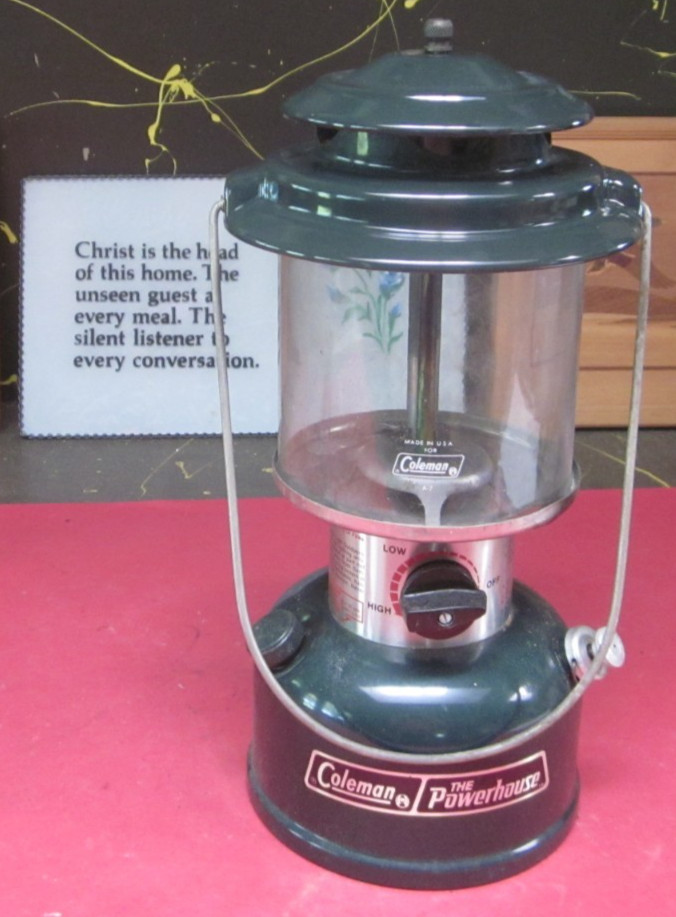 1988 Coleman lantern 290 model \ 1988 Coleman lantern 290 model \