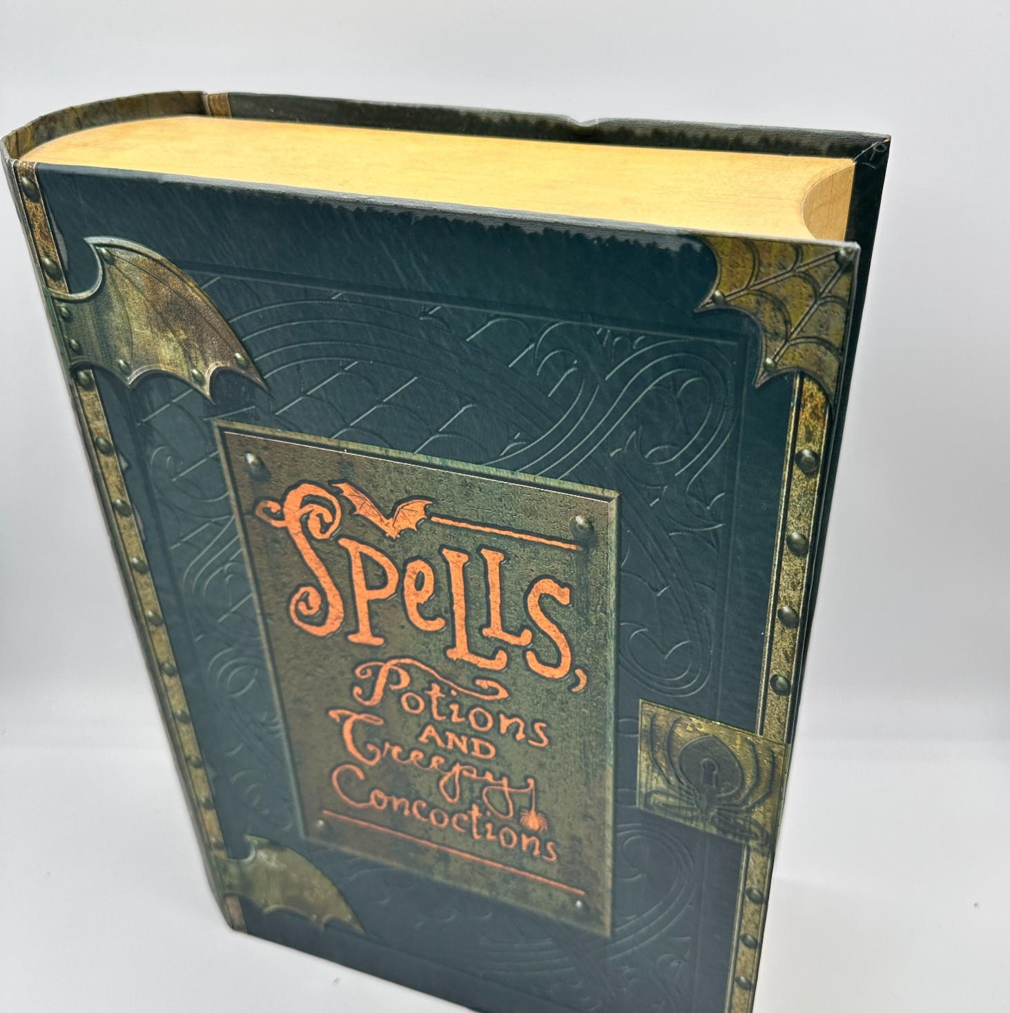 Hallmark Halloween Spells Potions Creepy Concoctions Talking Book Box WORKS