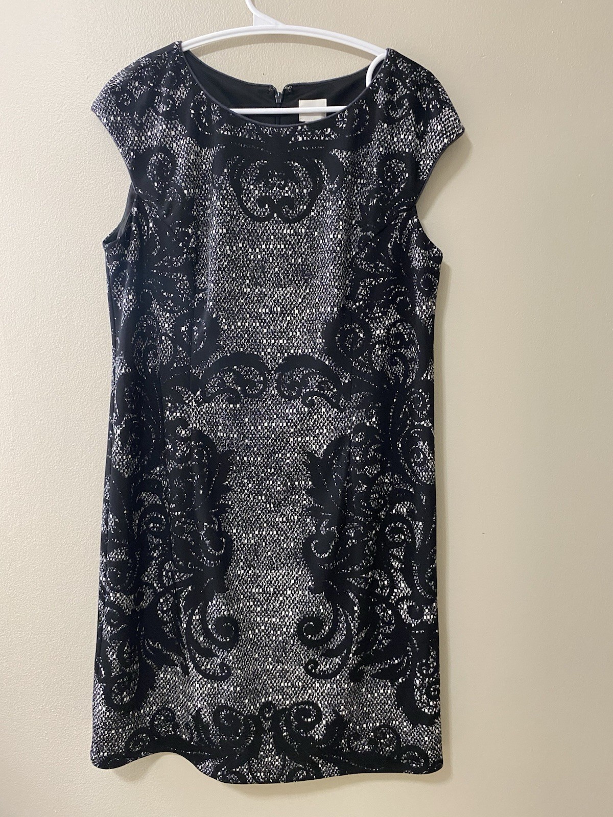 Chico\'s womens dress size 2 large black modest quiet luxury career cap sleeve Chico\'s womens dress size 2 large black modest quiet luxury career cap sleeve